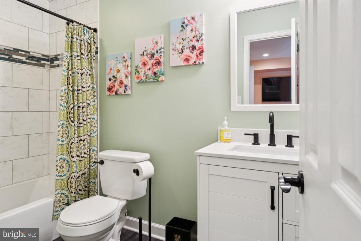 BRIGHTFIELD FARMS - Residential