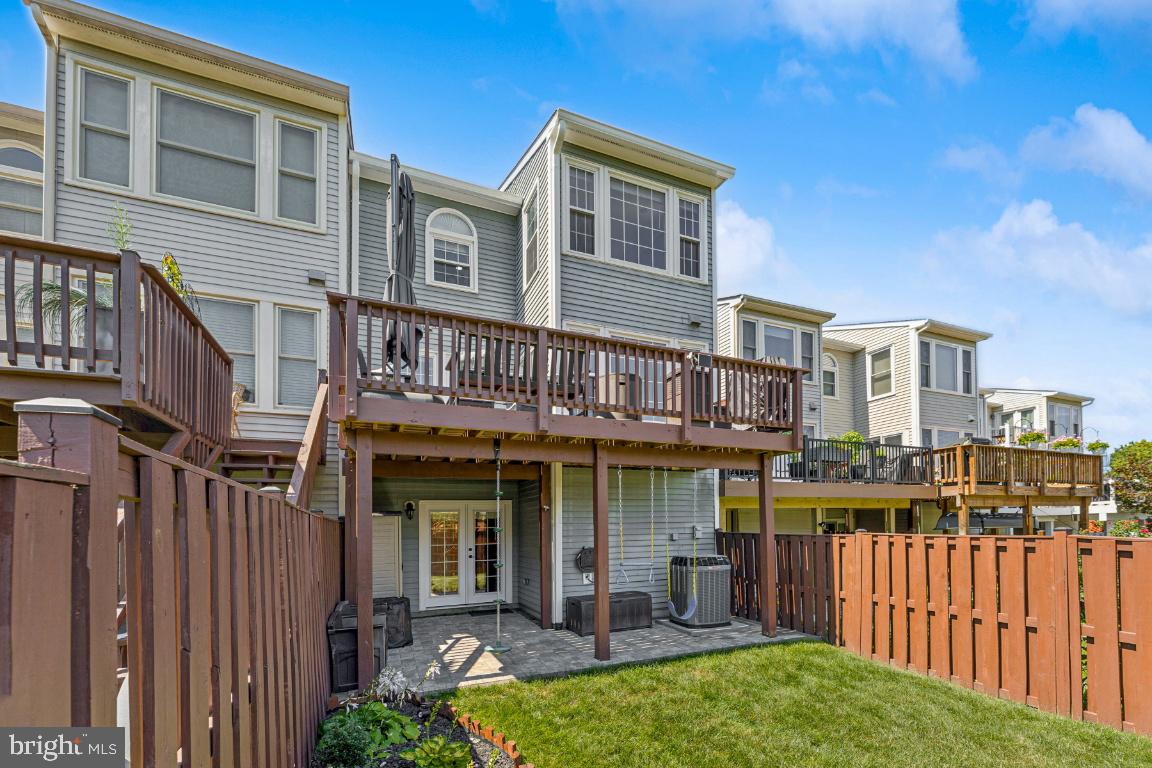 BRIGHTFIELD FARMS - Residential