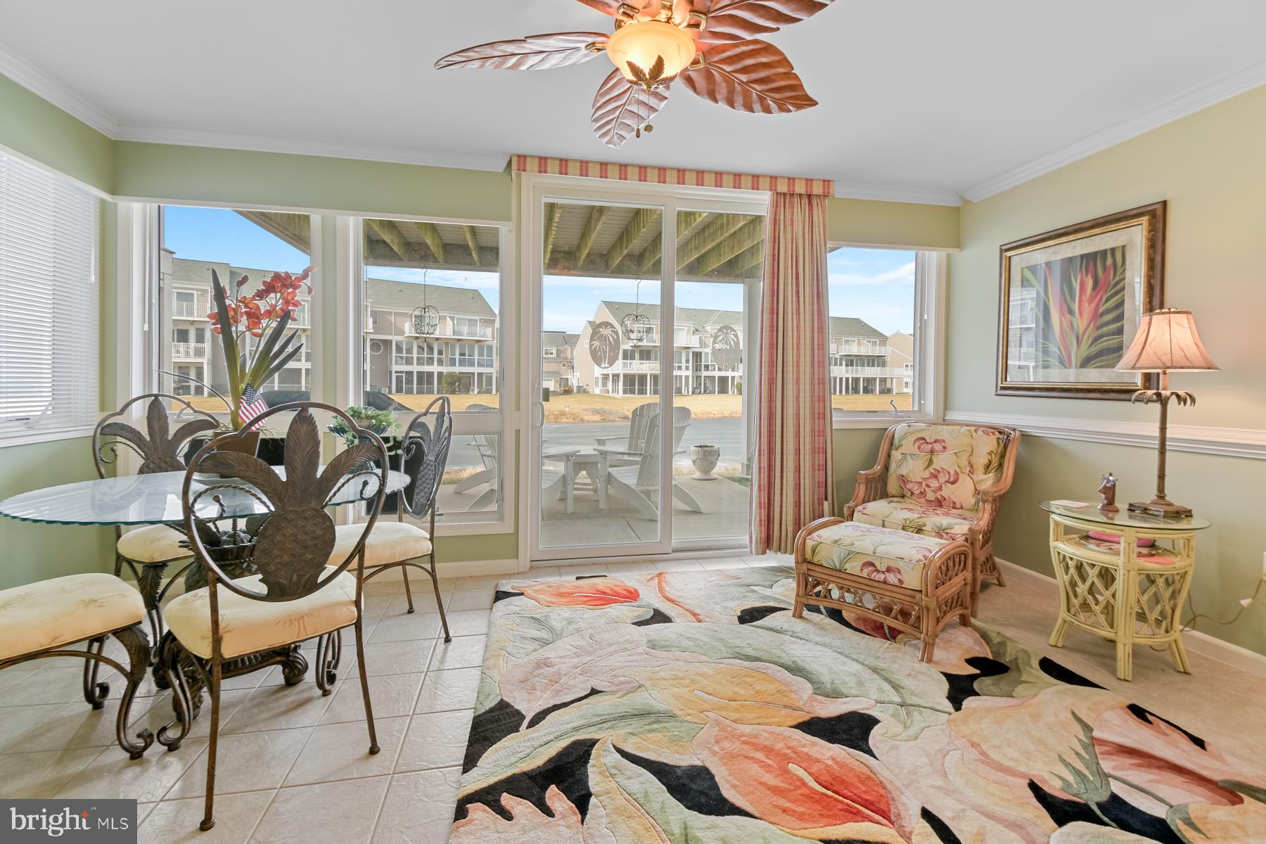 BAYVILLE SHORES - Residential