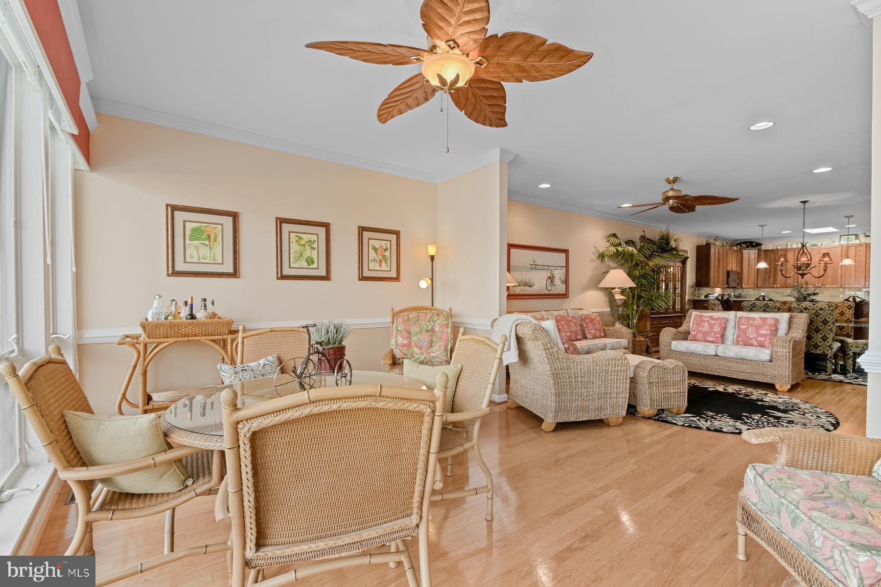 BAYVILLE SHORES - Residential