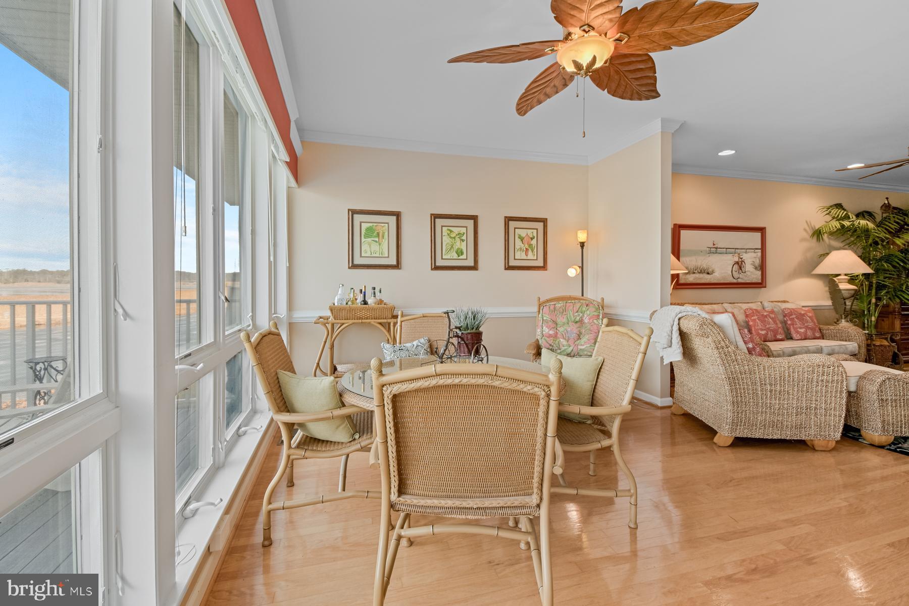 BAYVILLE SHORES - Residential