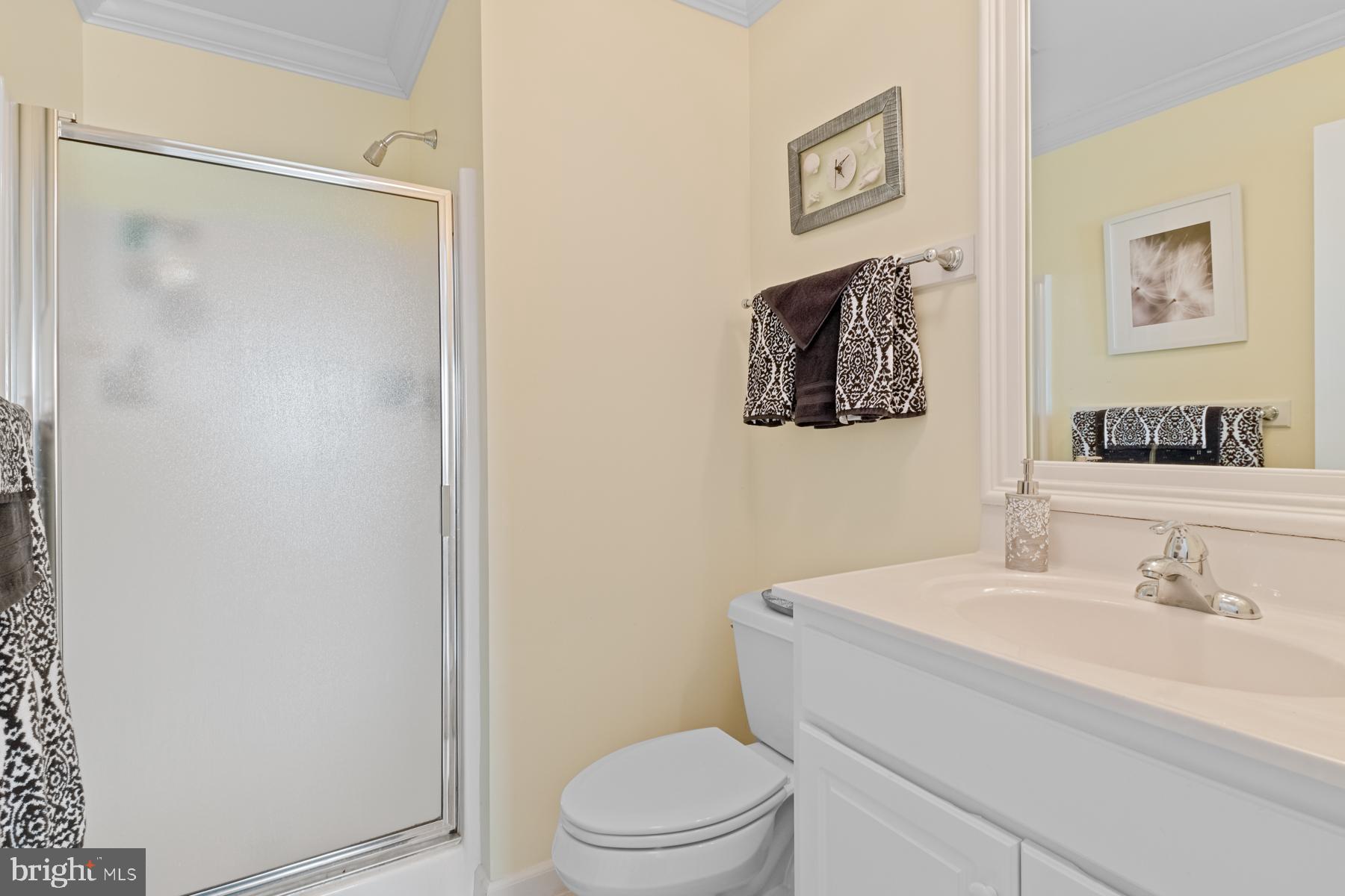 BAYVILLE SHORES - Residential