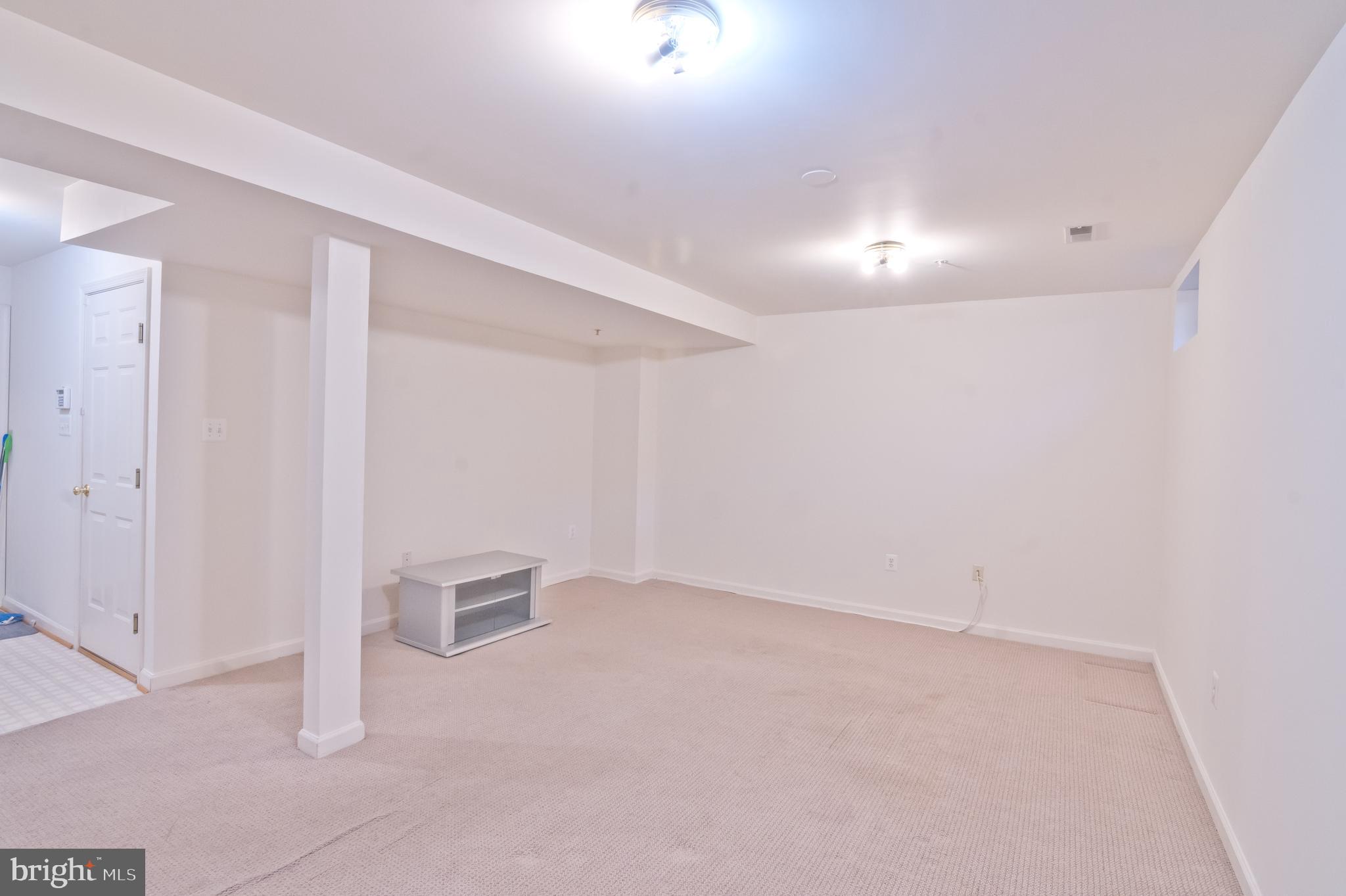 SUMMIT CREEK - Residential