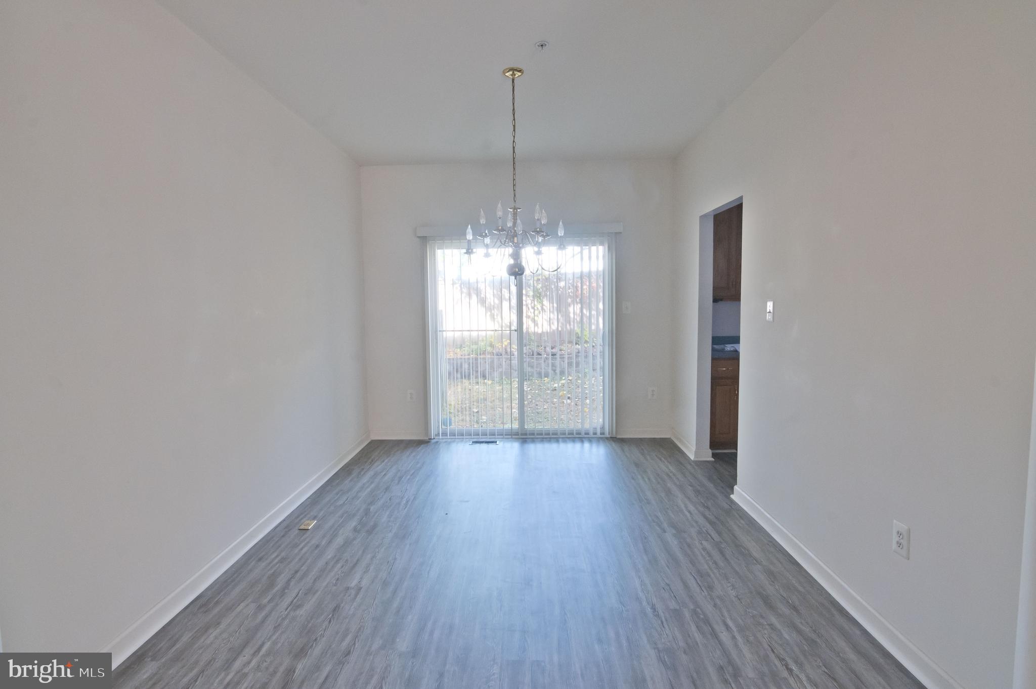 SUMMIT CREEK - Residential