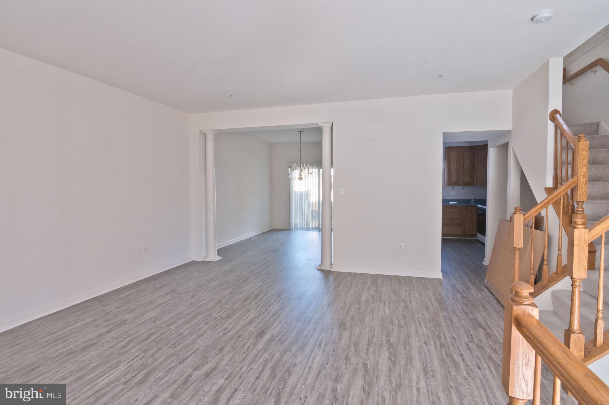 SUMMIT CREEK - Residential