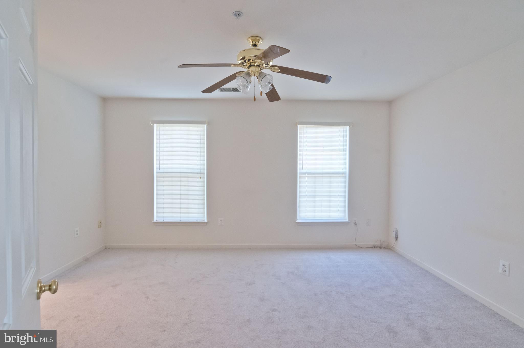 SUMMIT CREEK - Residential