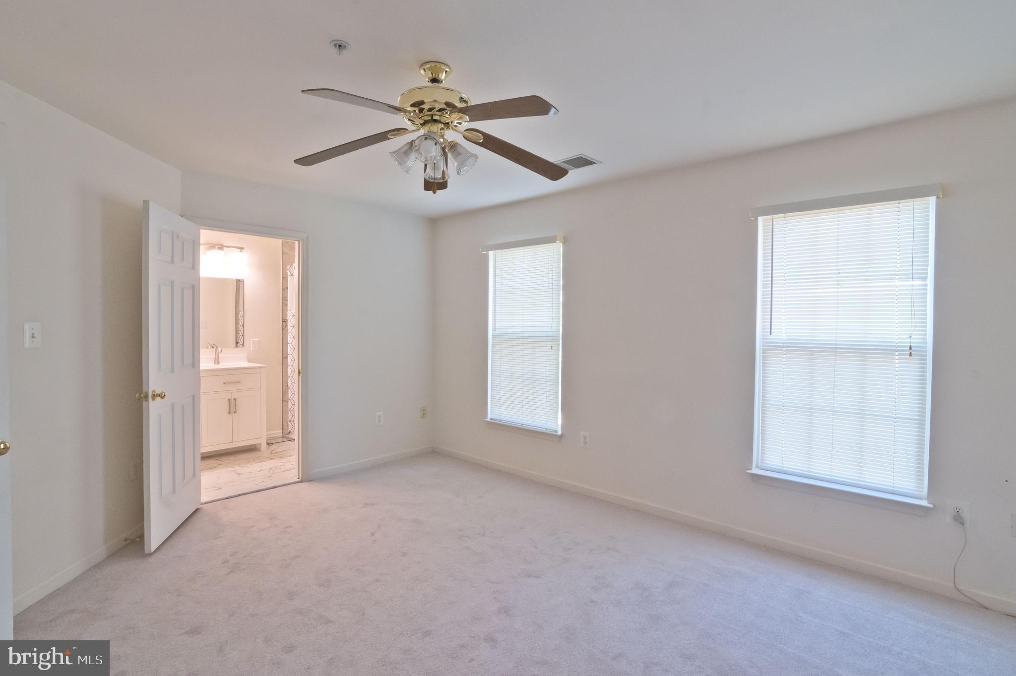 SUMMIT CREEK - Residential