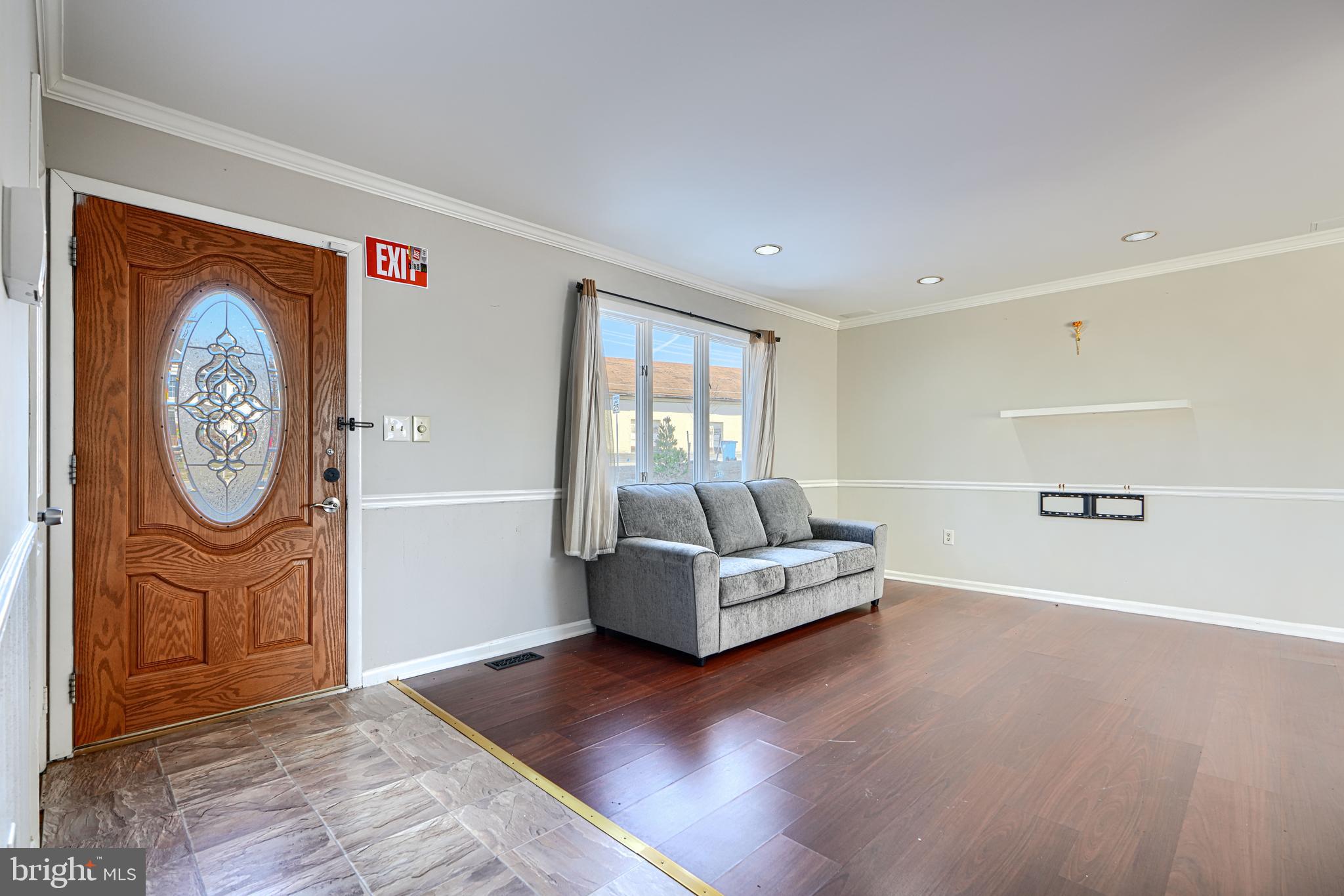 DAMASCUS OUTSIDE - Residential