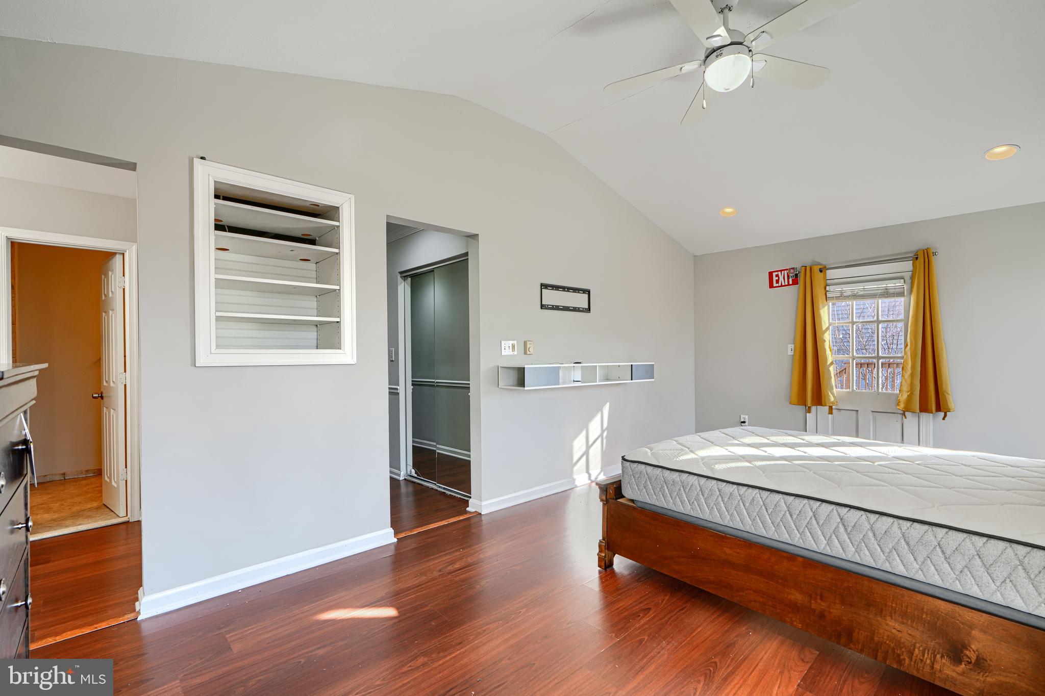 DAMASCUS OUTSIDE - Residential