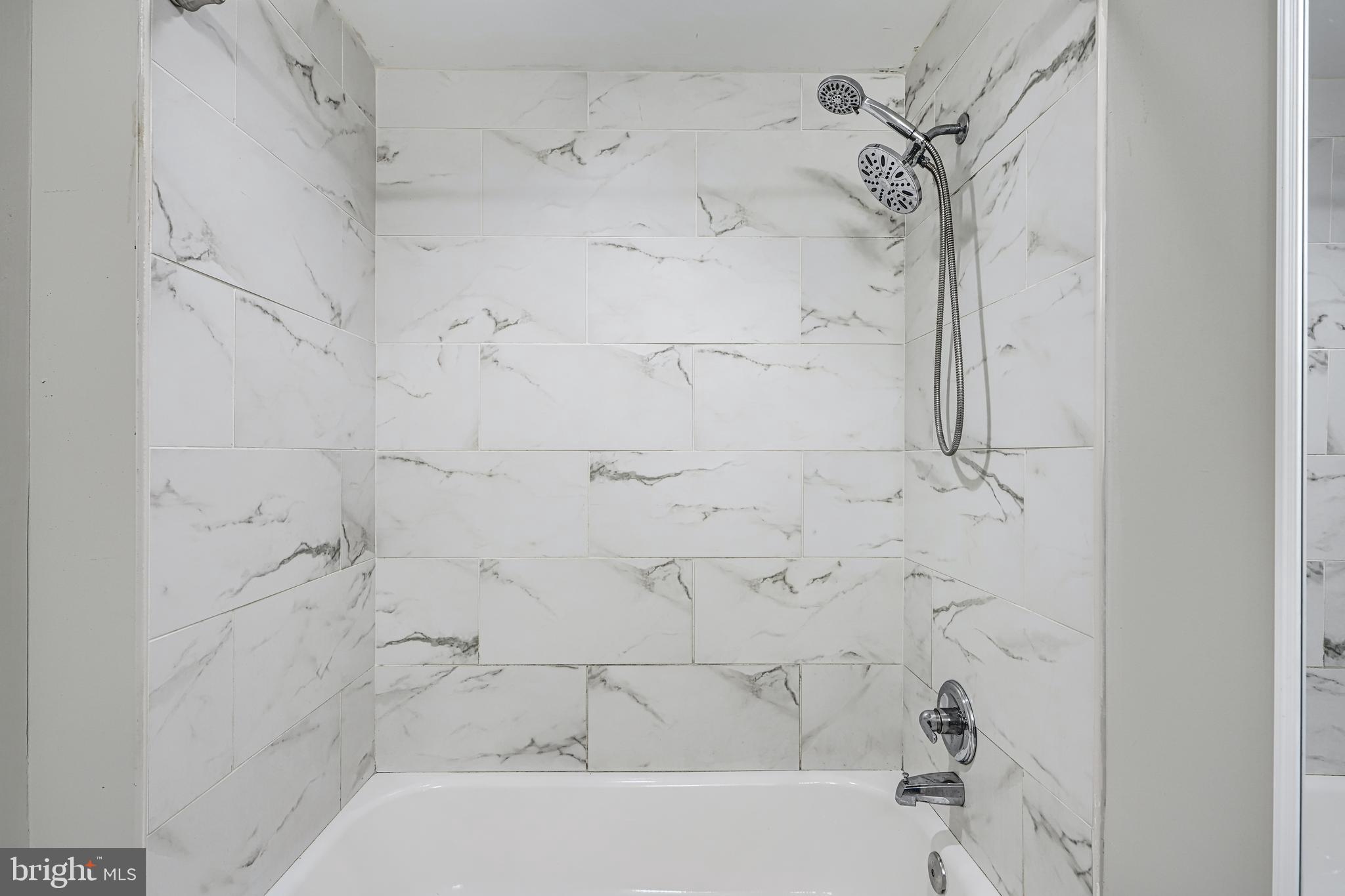 DAMASCUS OUTSIDE - Residential