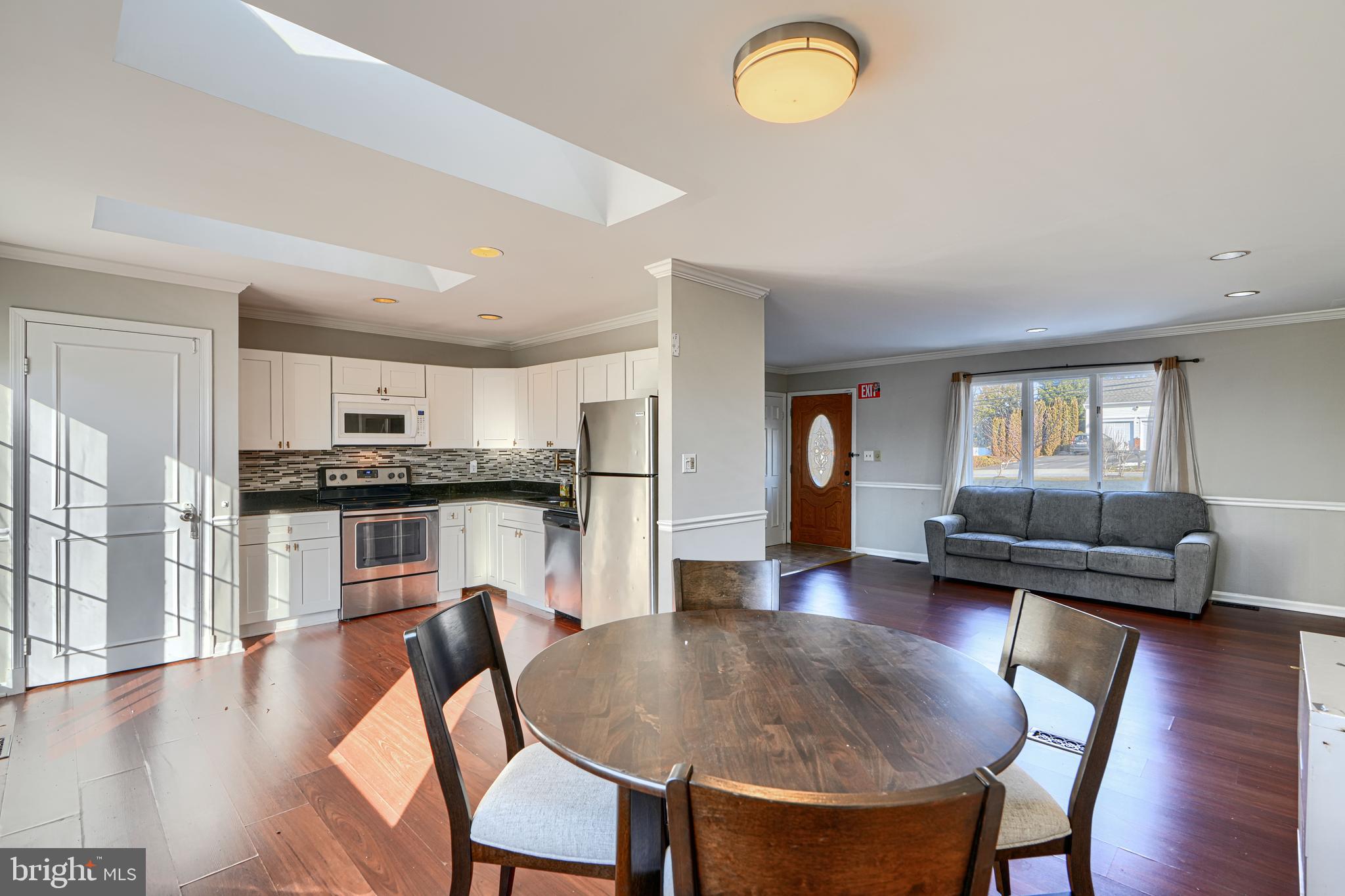 DAMASCUS OUTSIDE - Residential