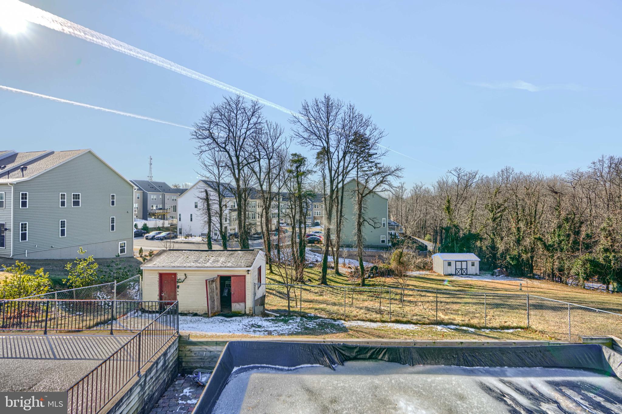 DAMASCUS OUTSIDE - Residential