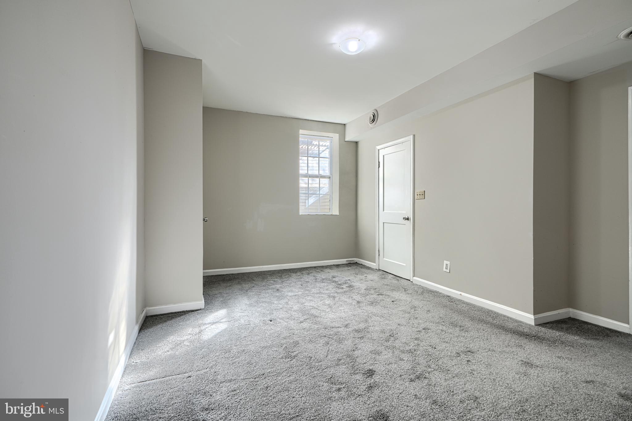 DAMASCUS OUTSIDE - Residential