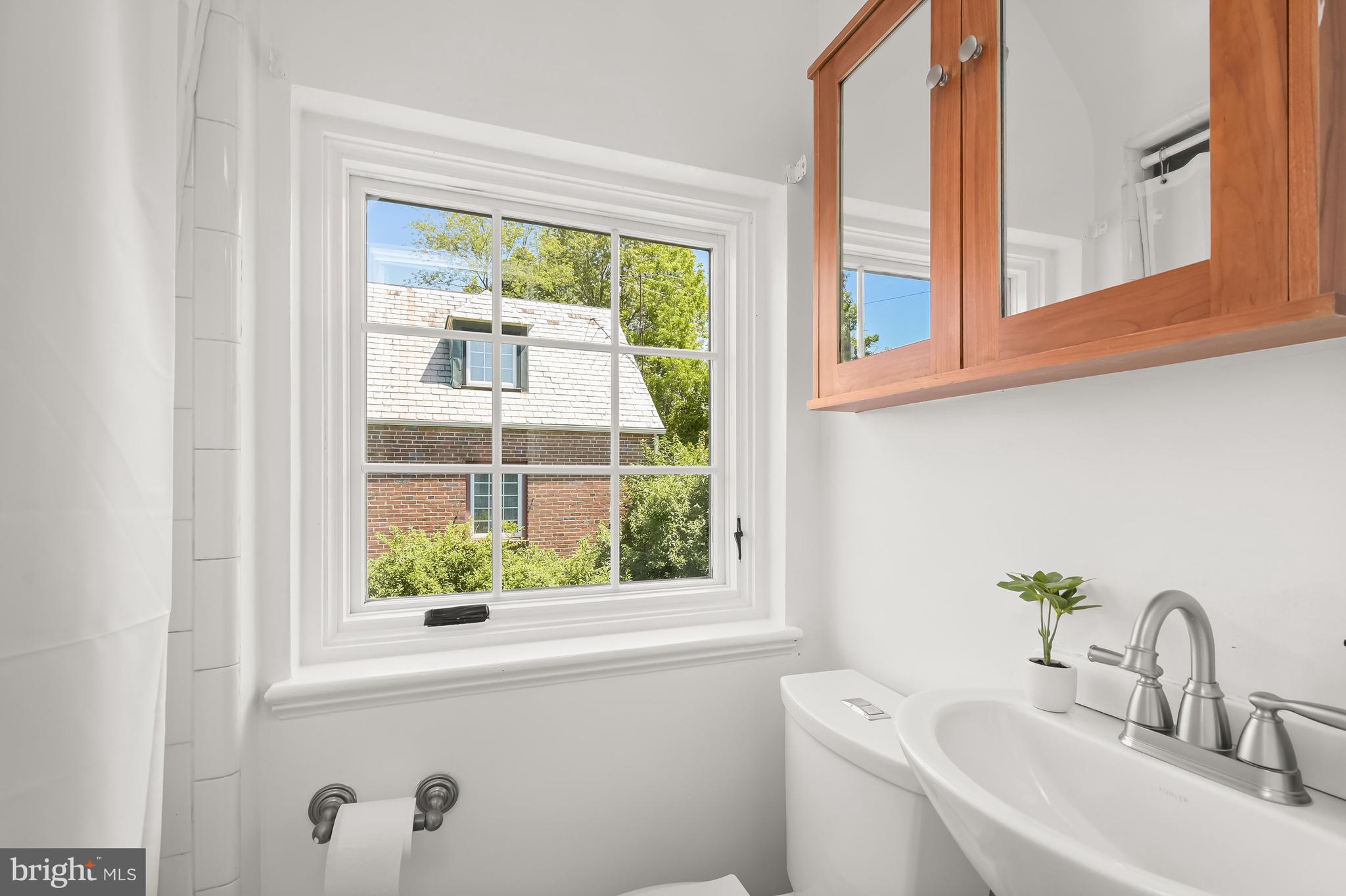 NORTH HILLS - Residential