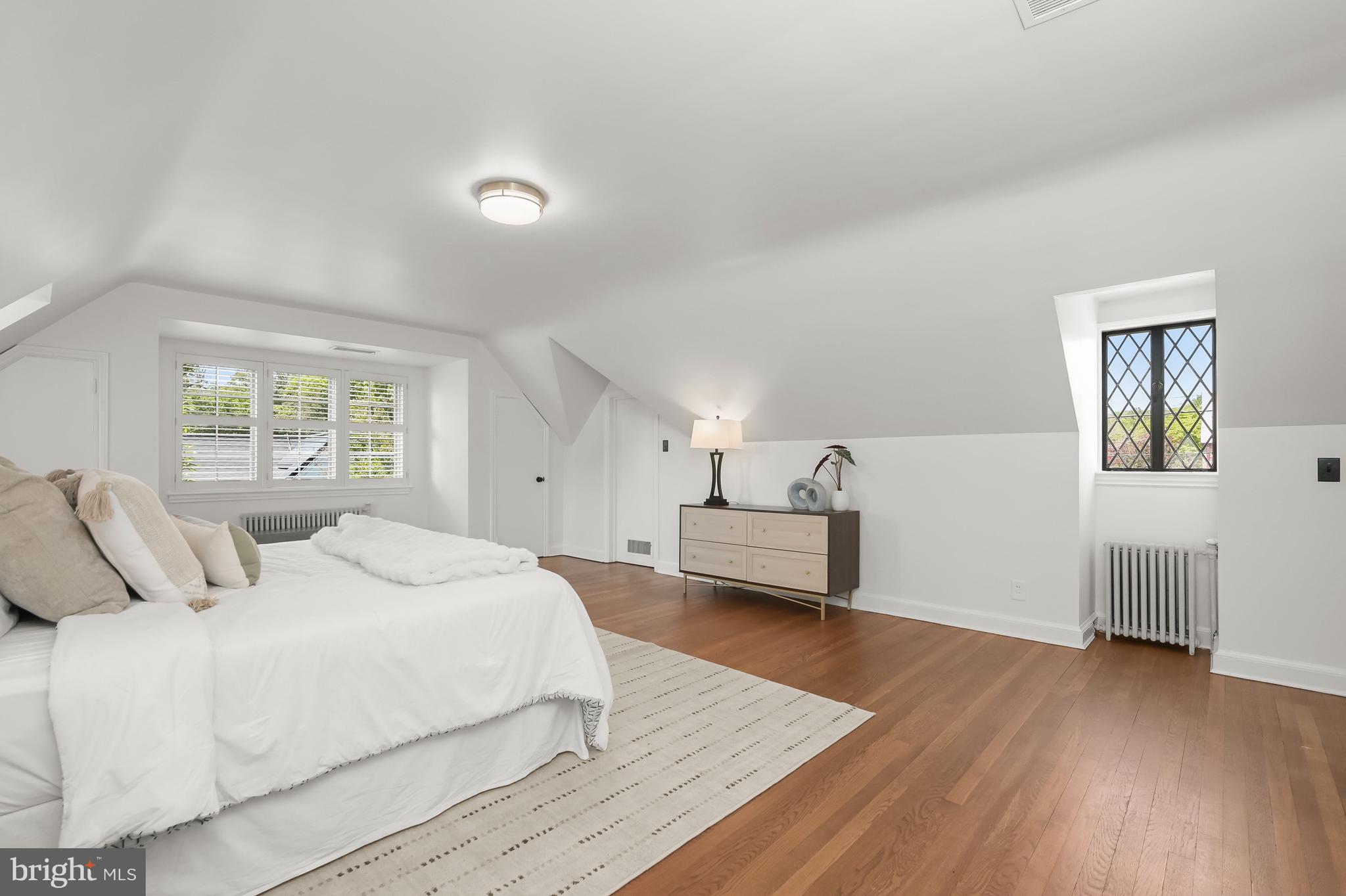 NORTH HILLS - Residential