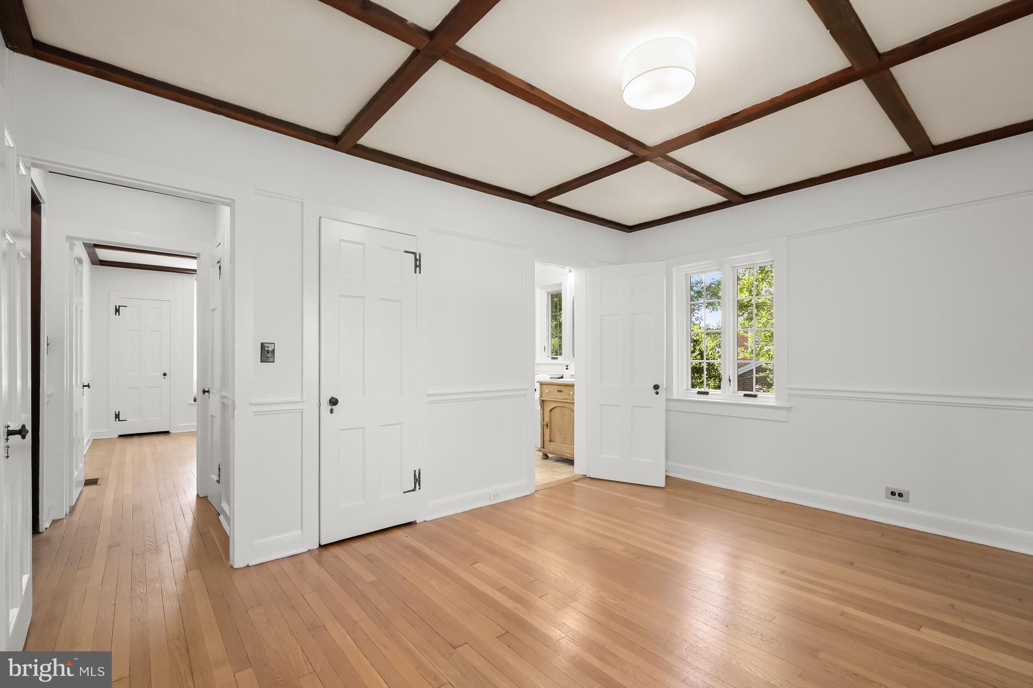NORTH HILLS - Residential