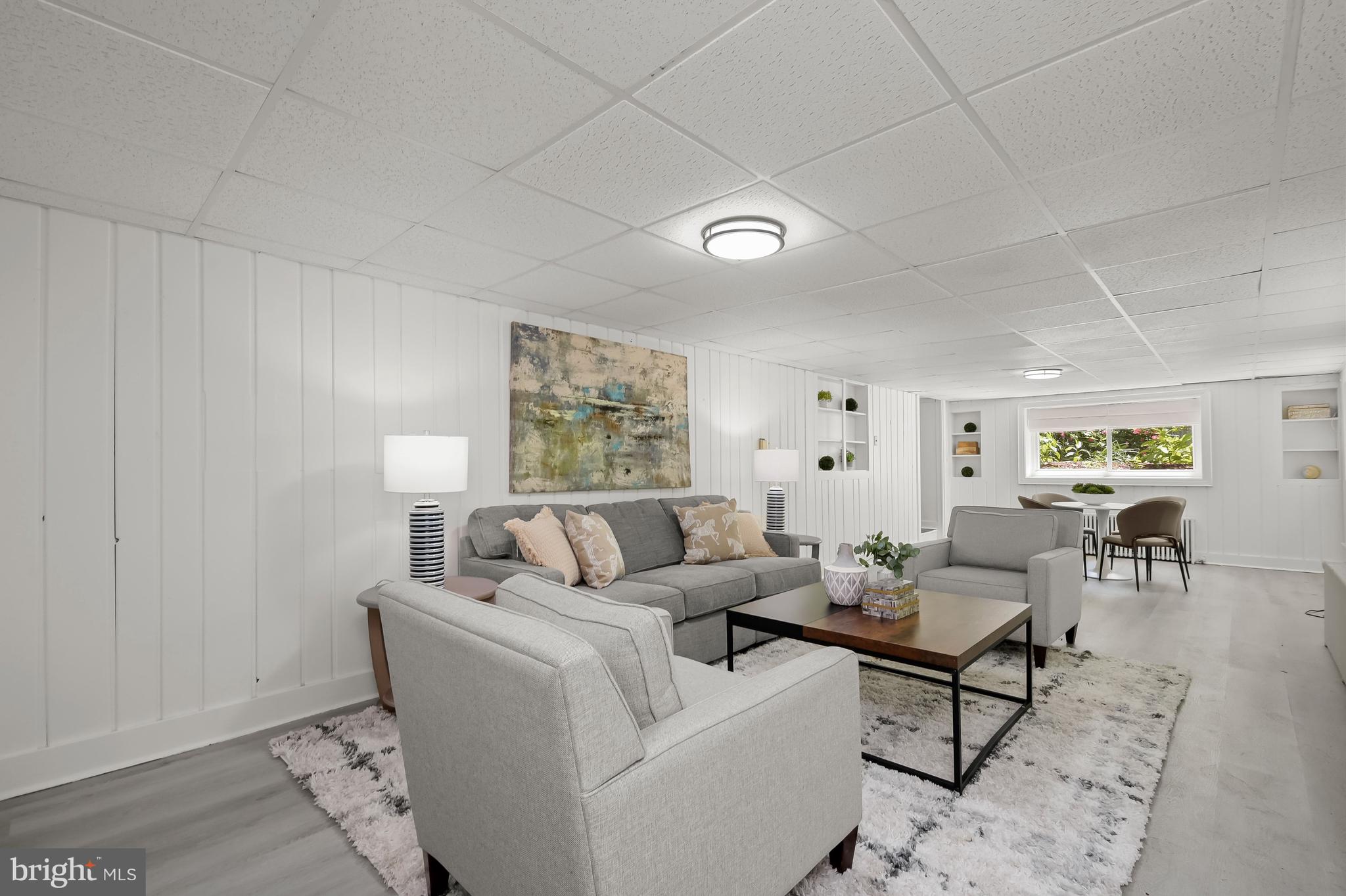 NORTH HILLS - Residential