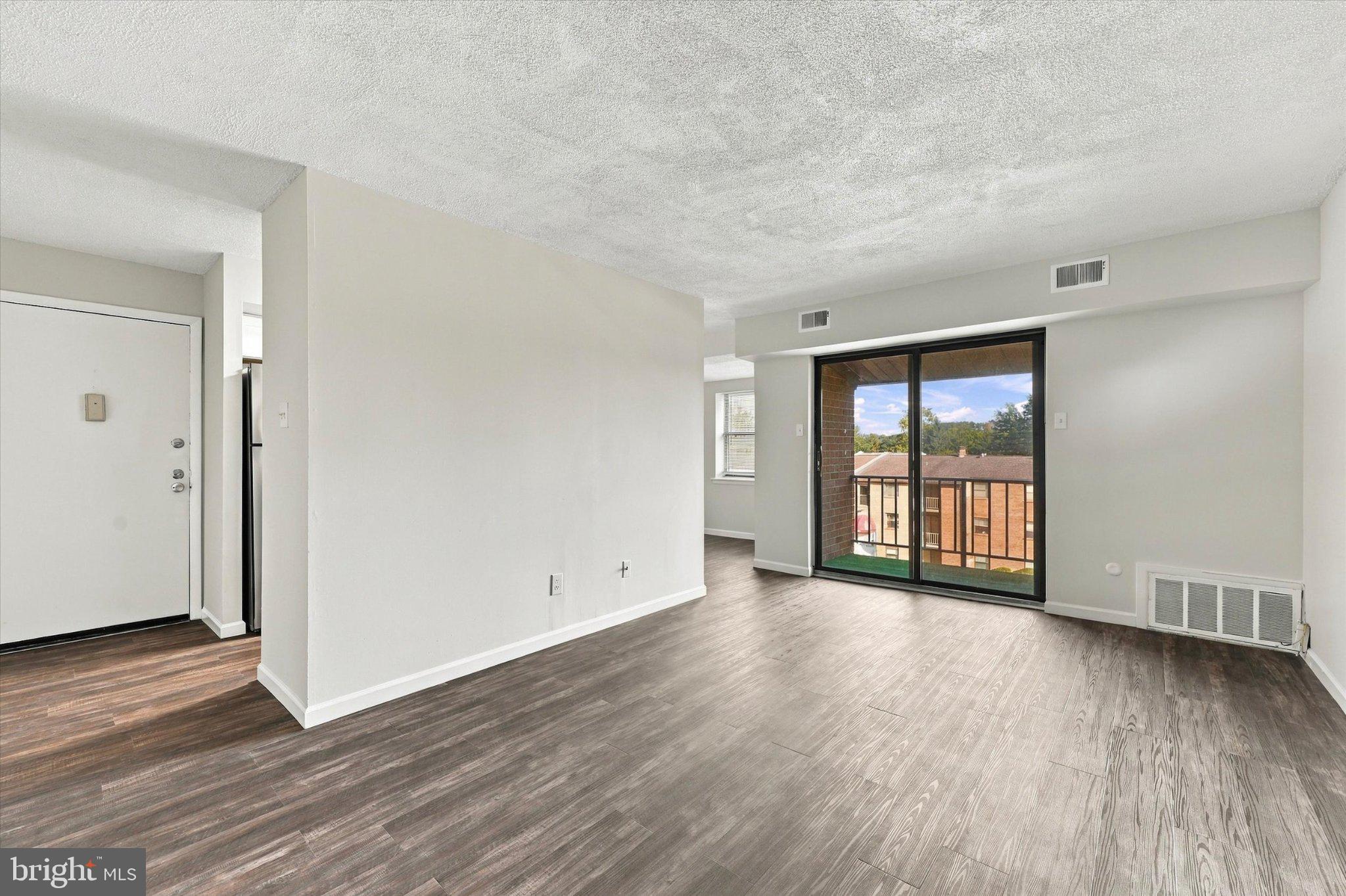 1424 VALLEY DRIVE 1424