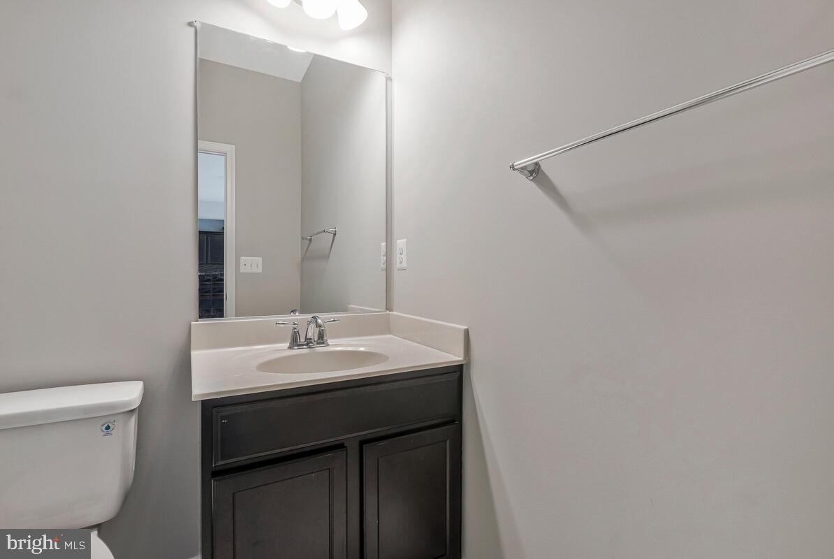 WINDSOR MANOR - Residential