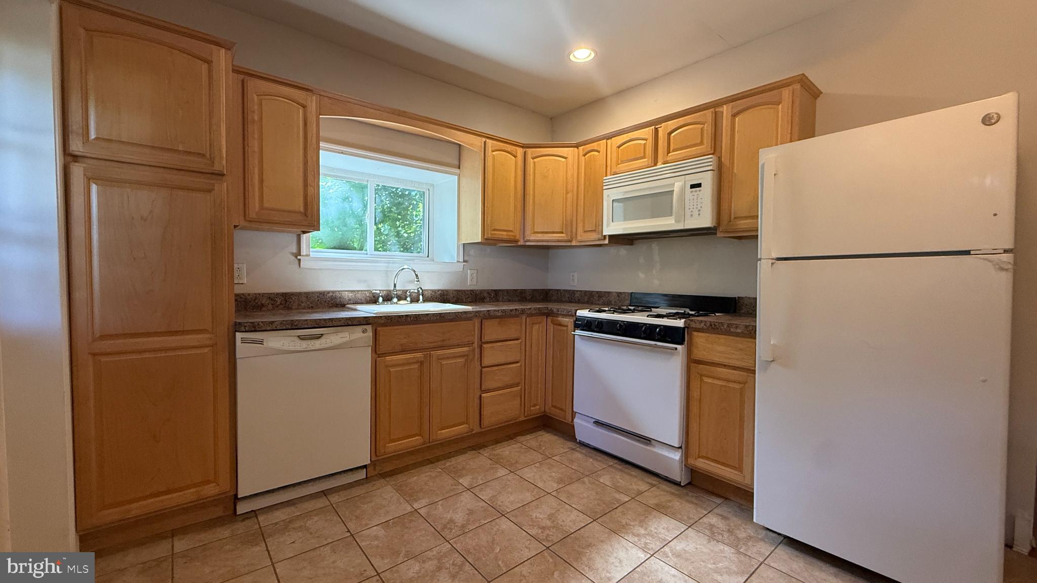 316 GERARD AVENUE C