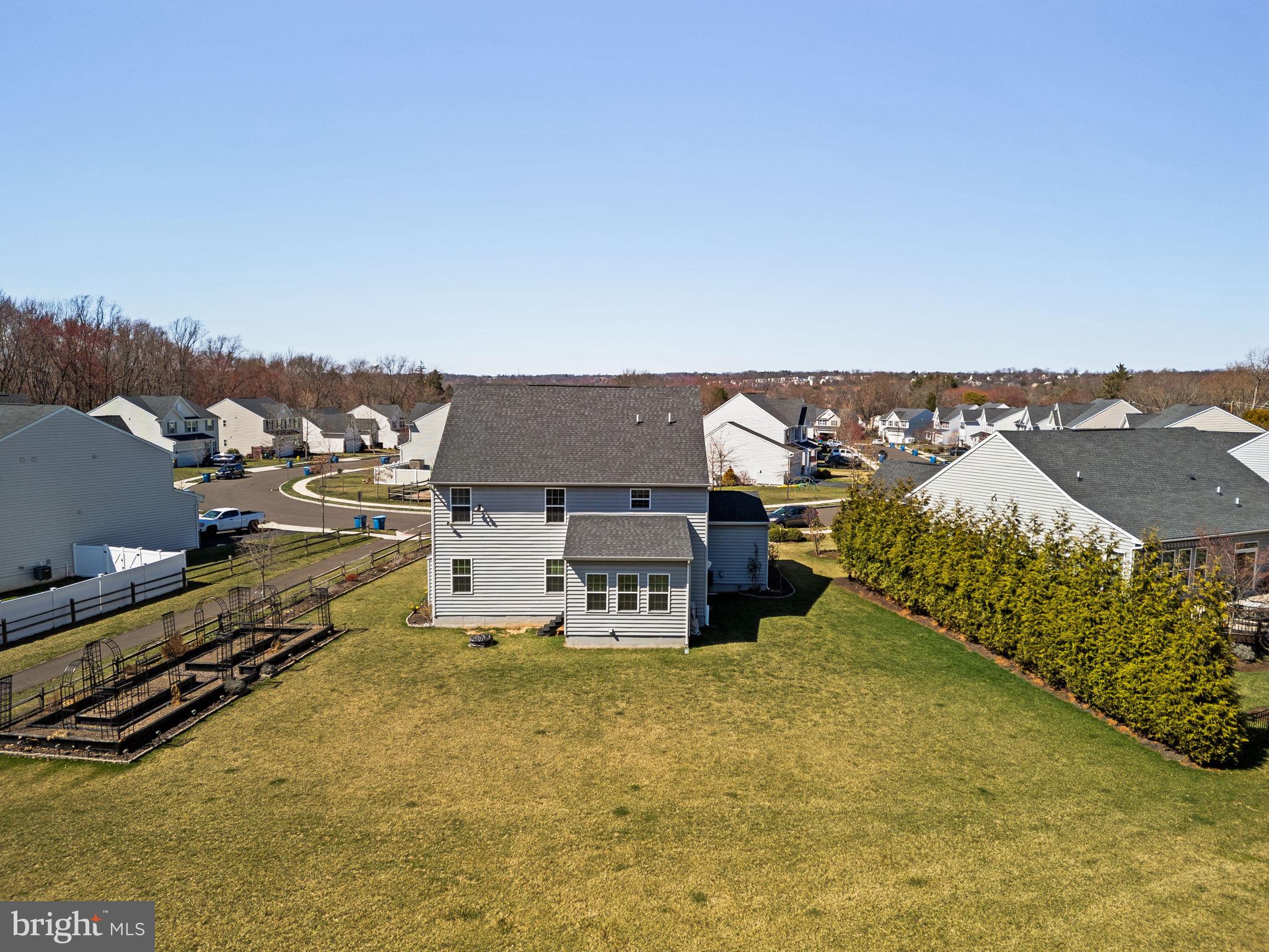 HIDDEN OAKS - Residential