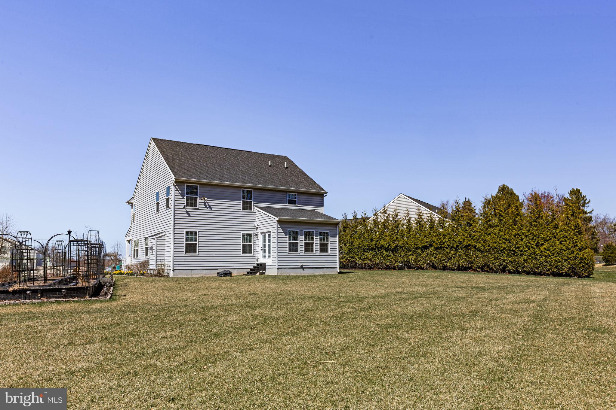 HIDDEN OAKS - Residential