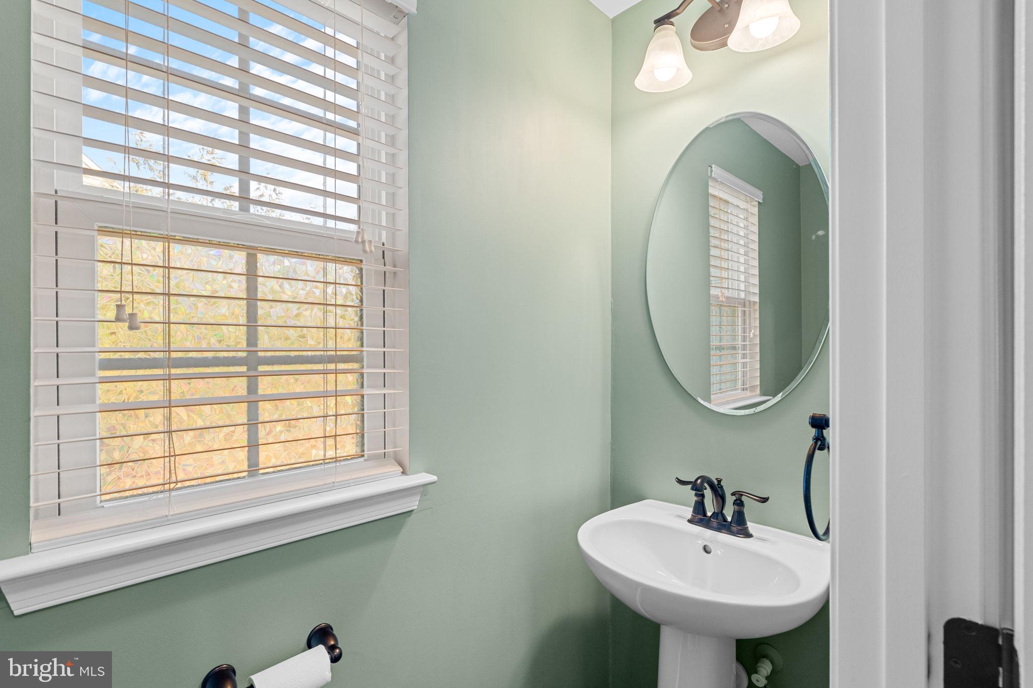 HIDDEN OAKS - Residential