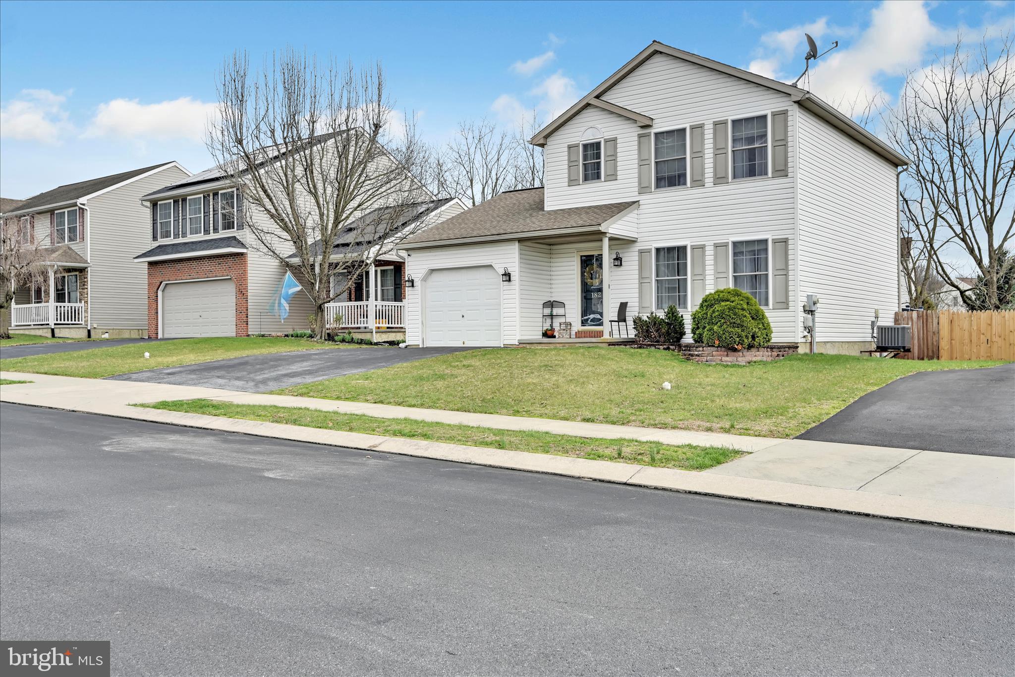 TWIN CREEKS DEVELOPM - Residential