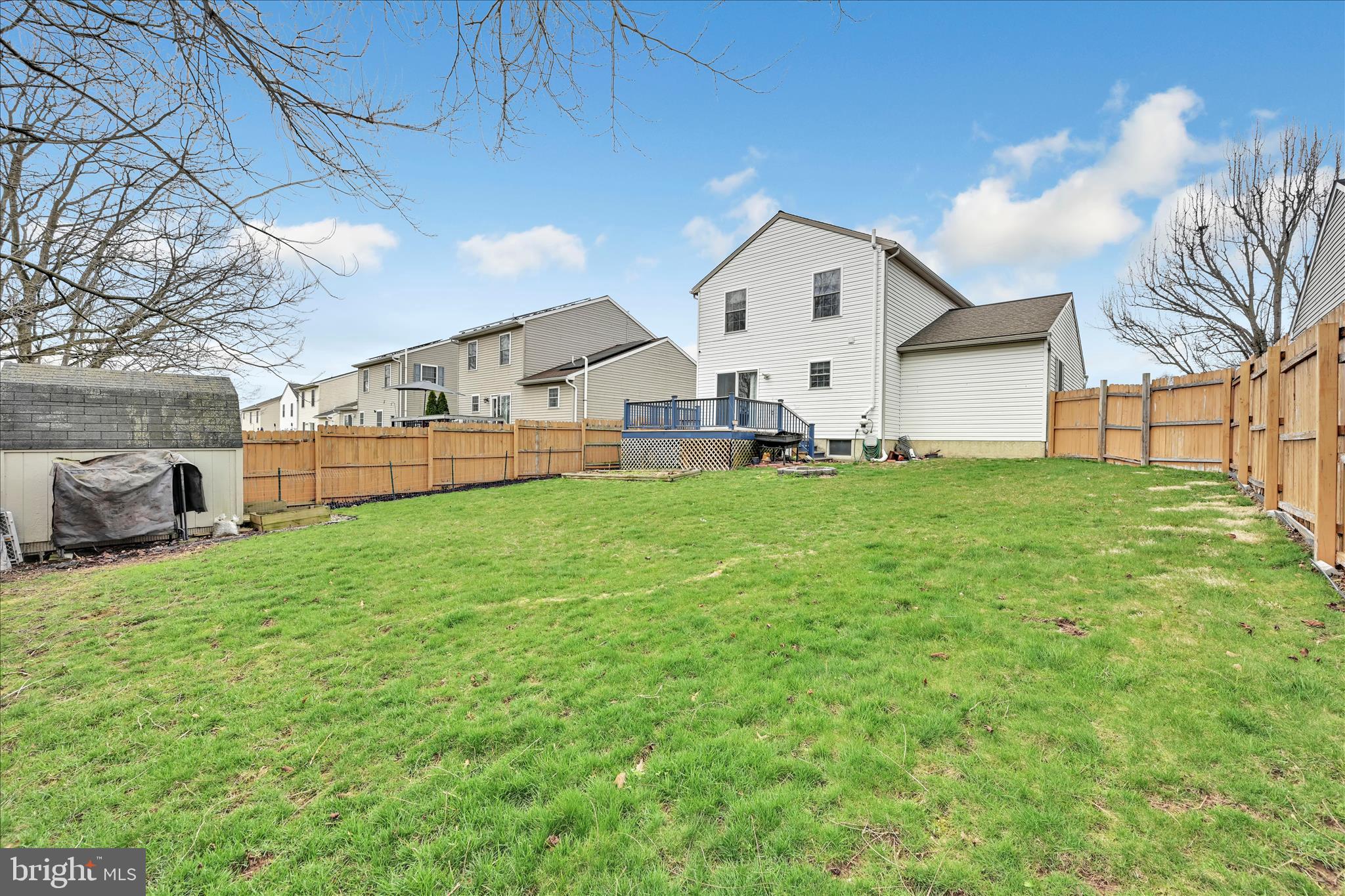 TWIN CREEKS DEVELOPM - Residential