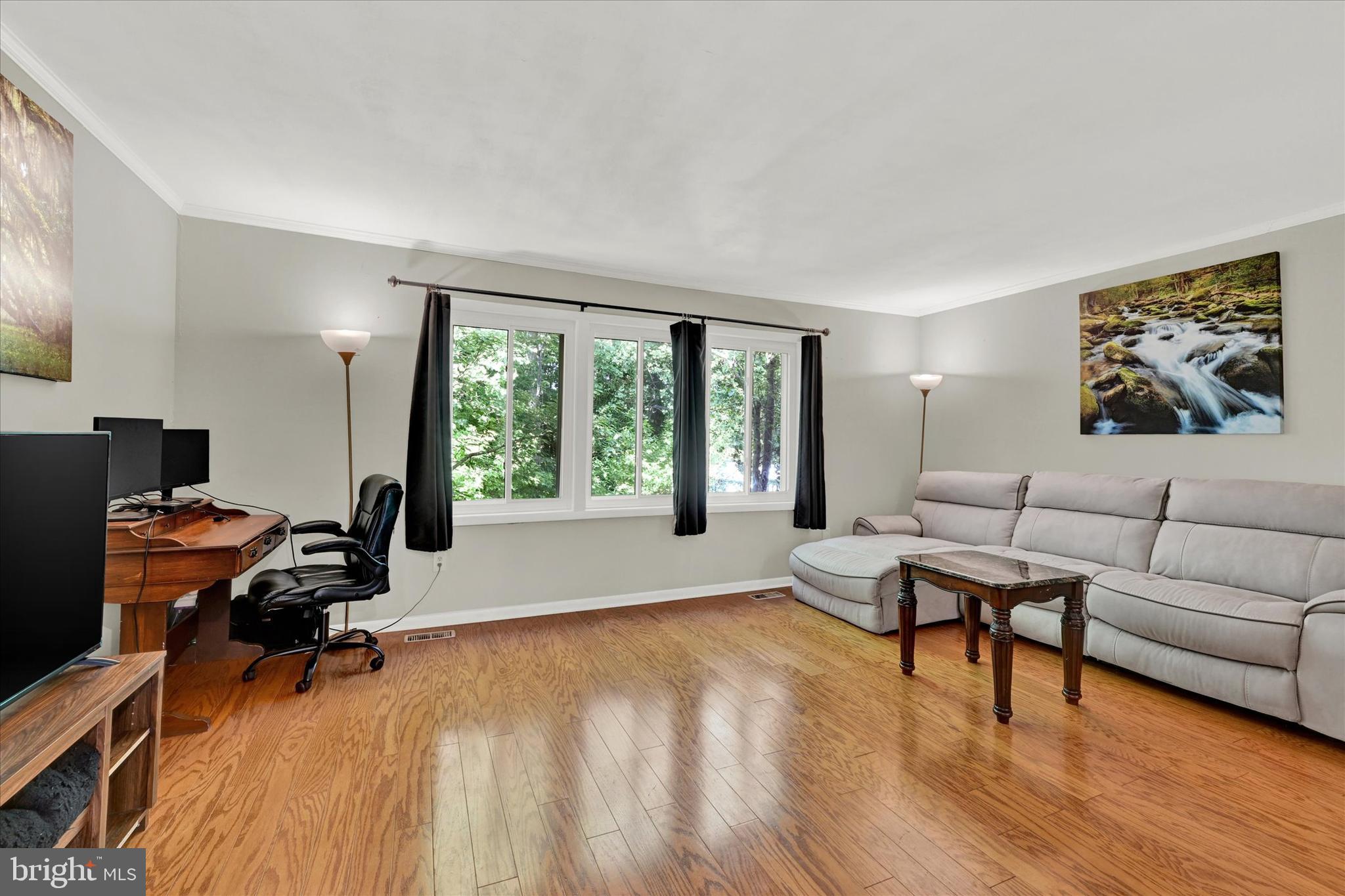 PINE GROVE - Residential