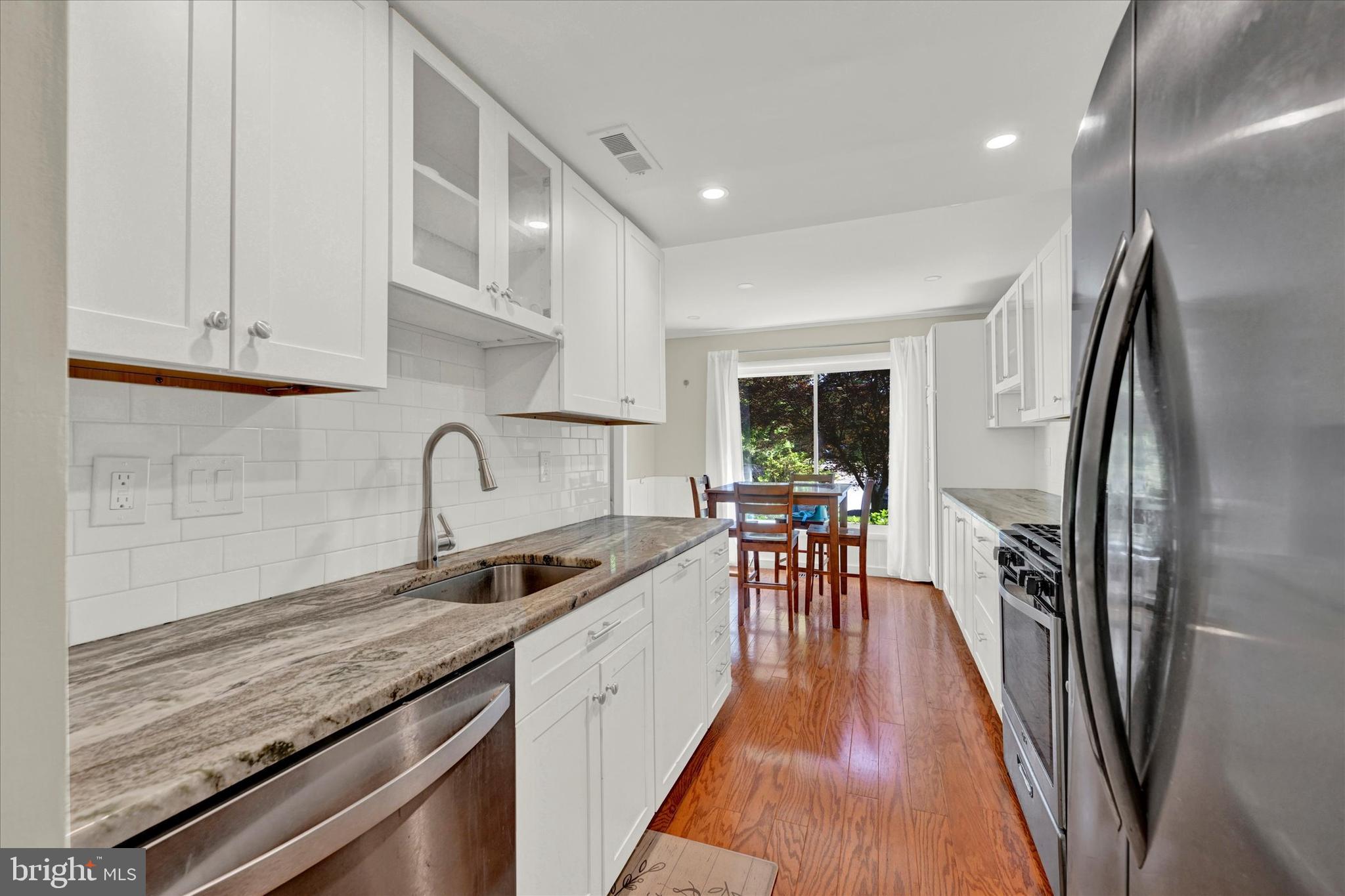 PINE GROVE - Residential