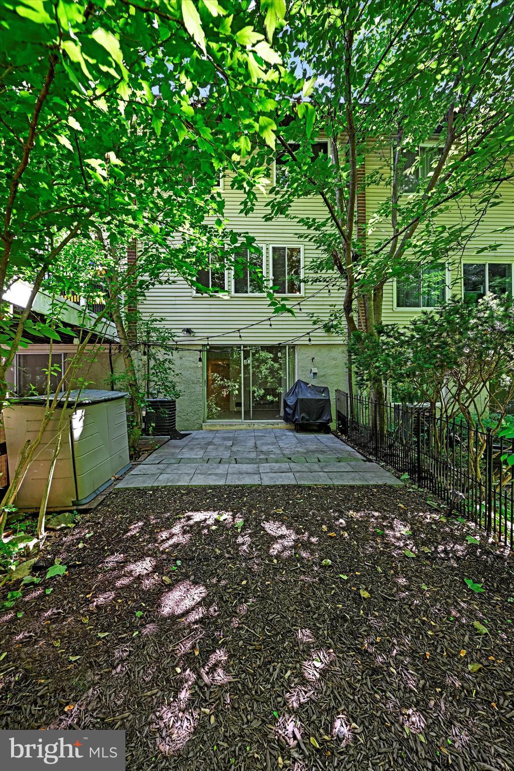 PINE GROVE - Residential