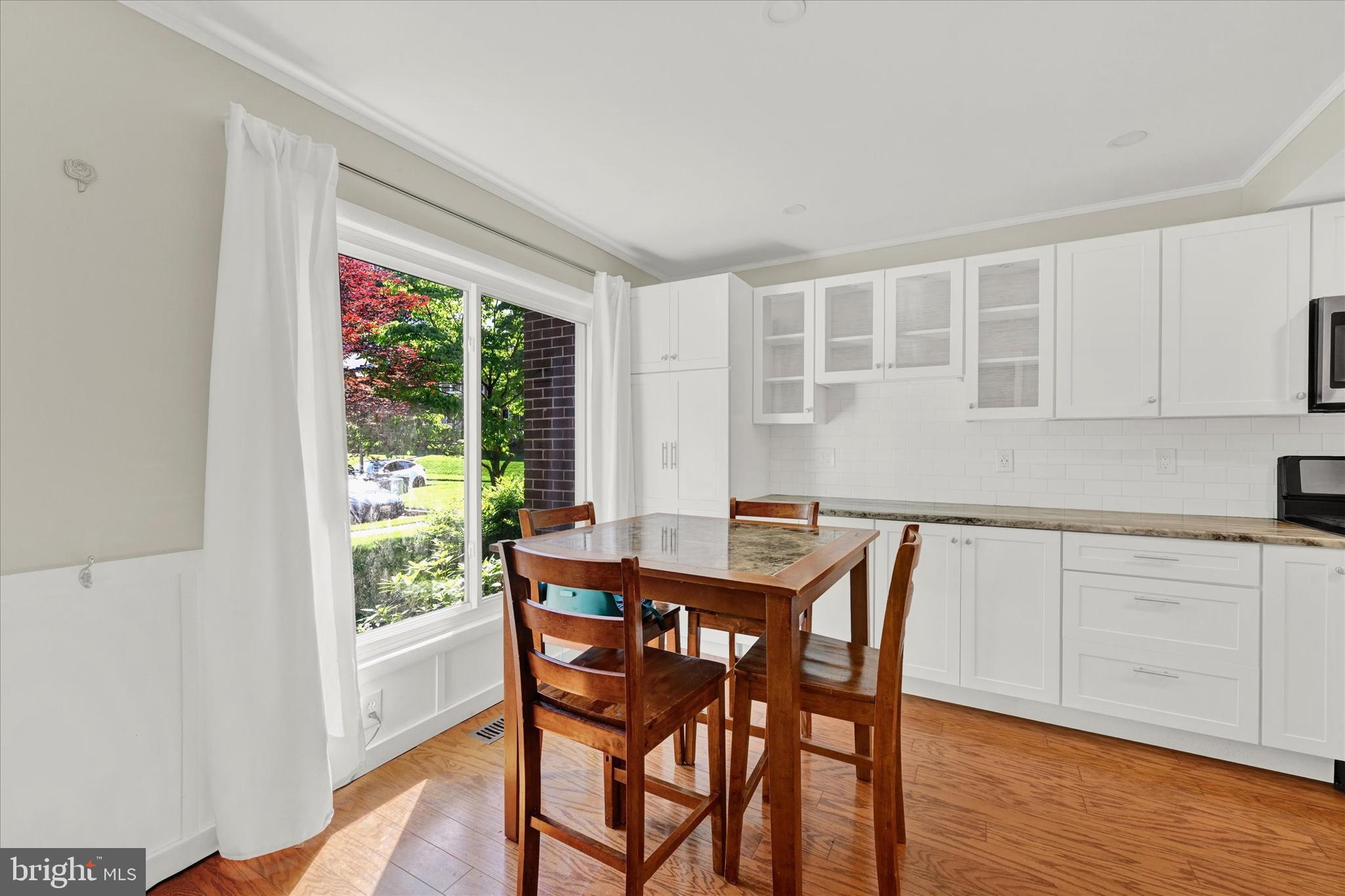 PINE GROVE - Residential