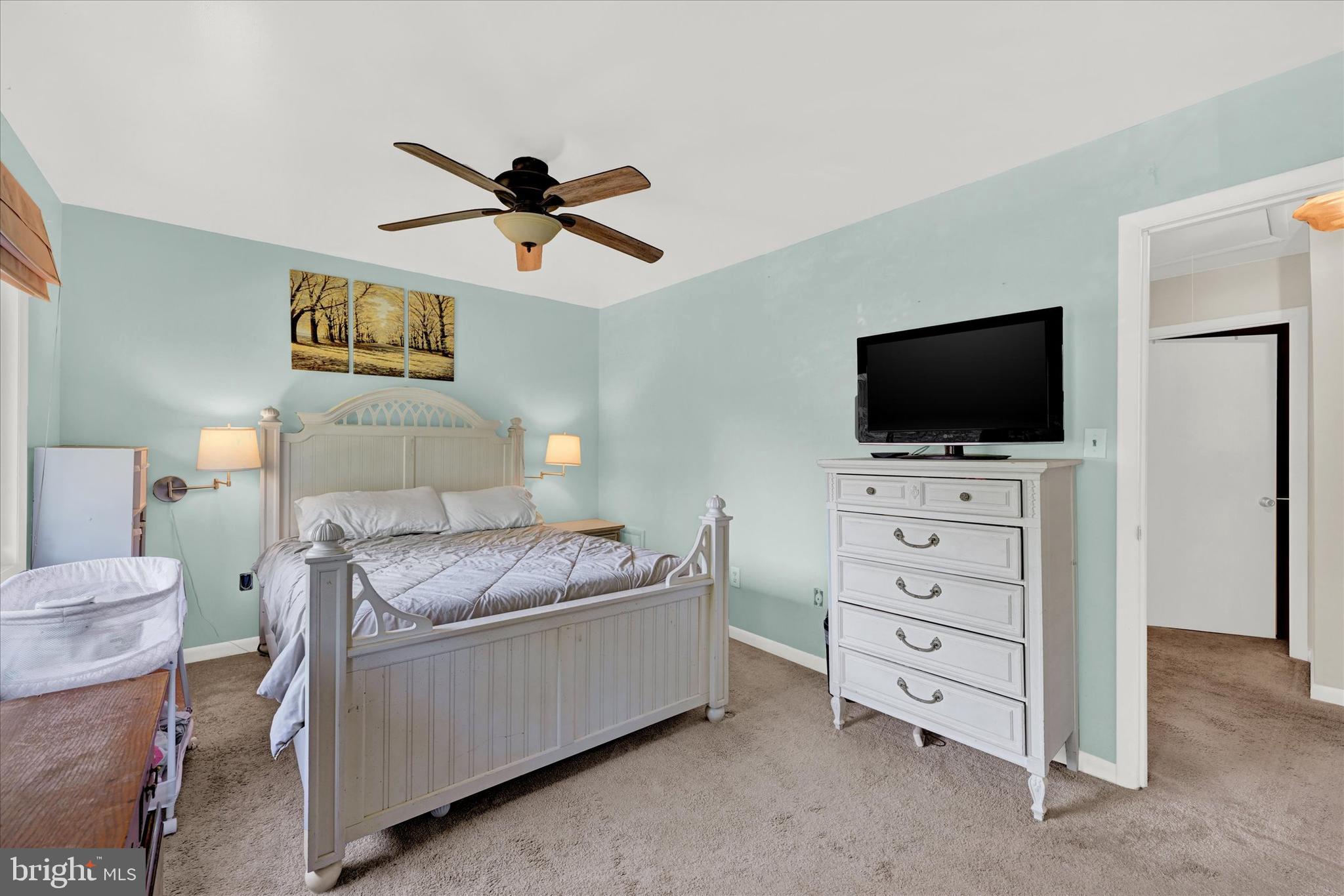 PINE GROVE - Residential