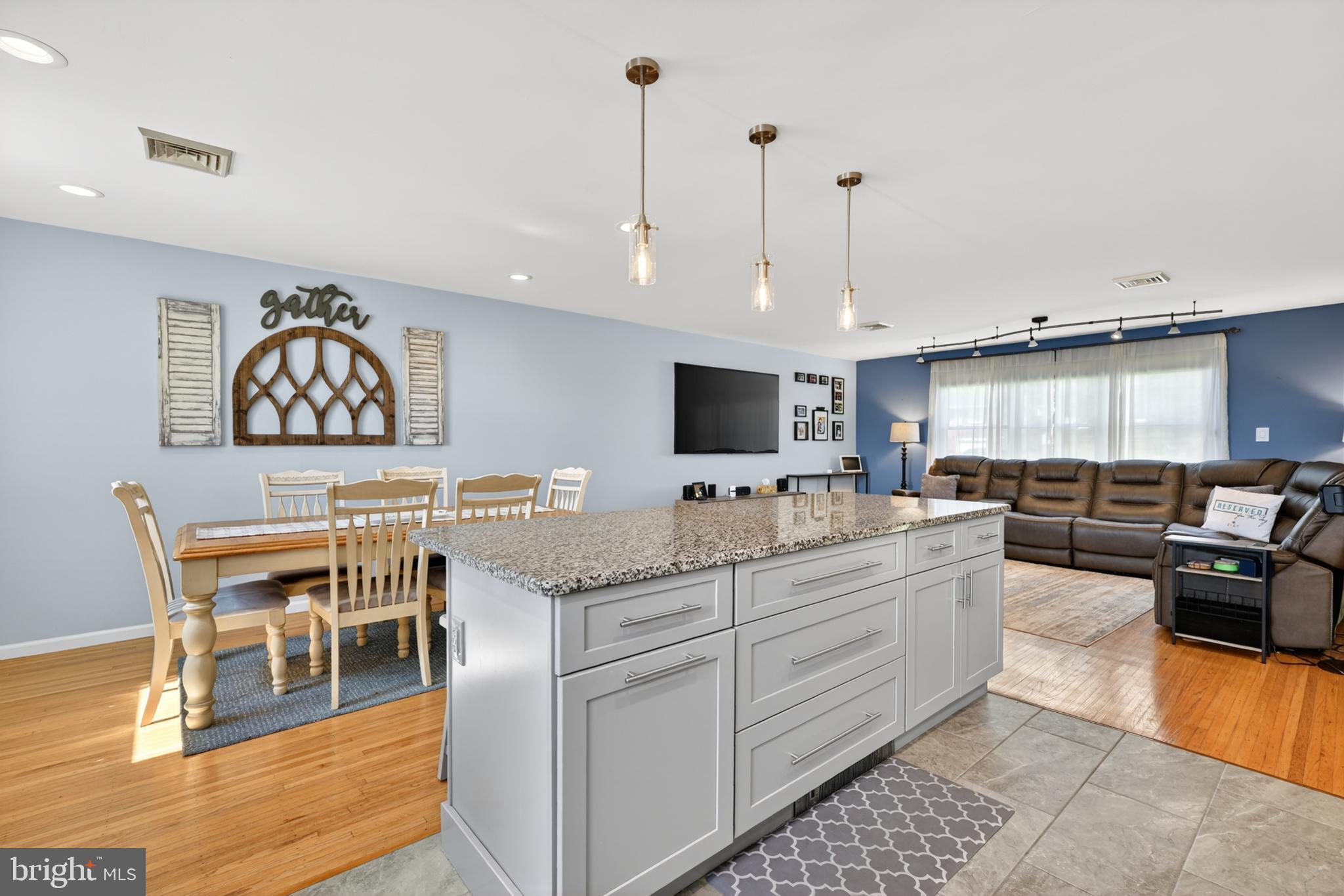 PALOMINO FARMS - Residential