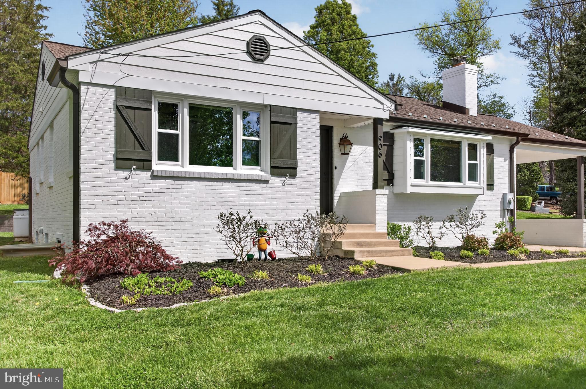 TOWN OF MIDDLEBURG - Residential