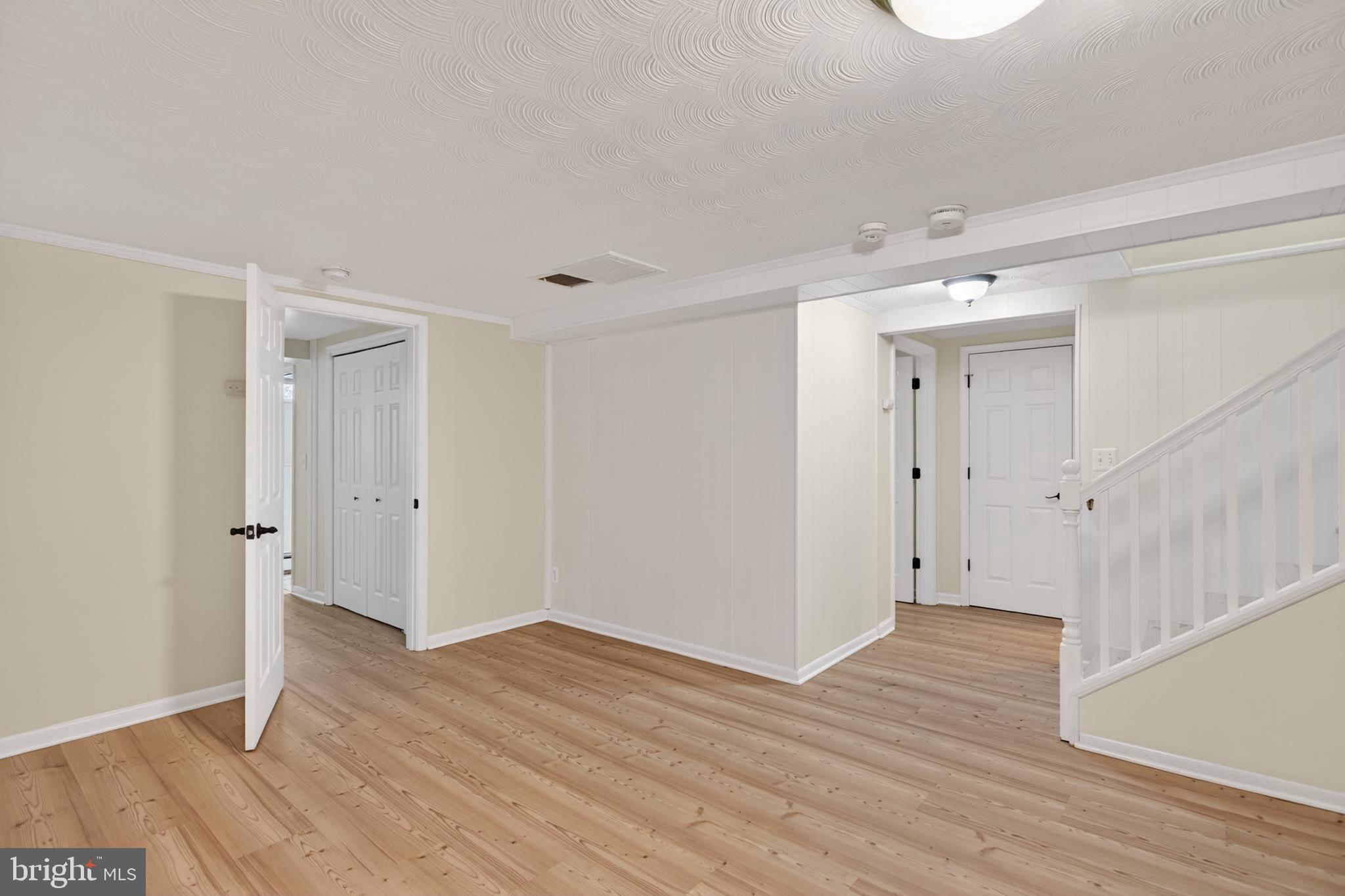 TOWN OF MIDDLEBURG - Residential