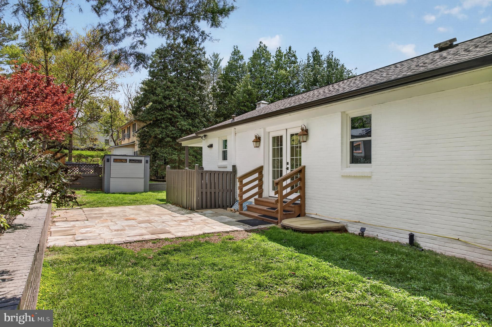 TOWN OF MIDDLEBURG - Residential