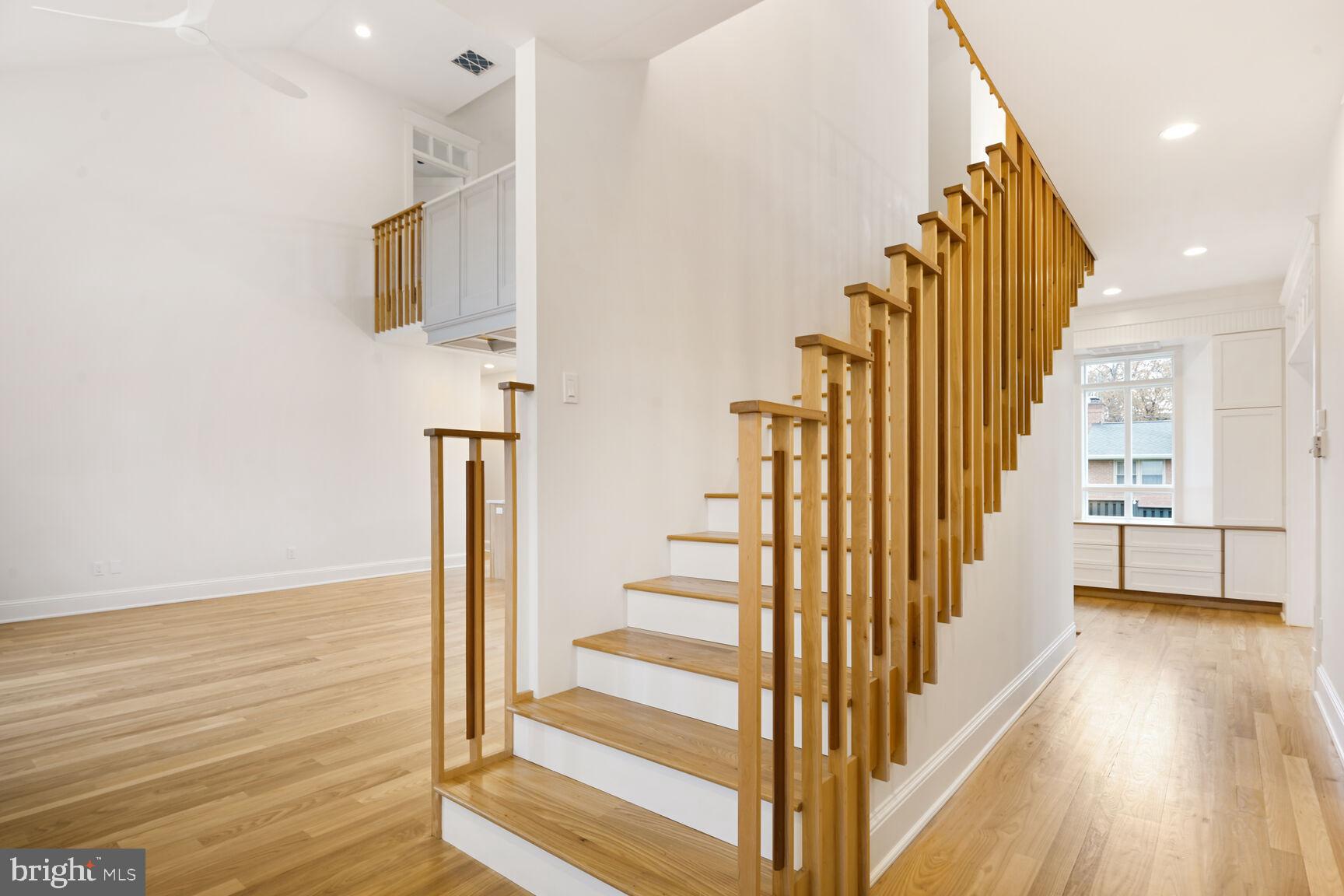 605 HILLTOP TERRACE