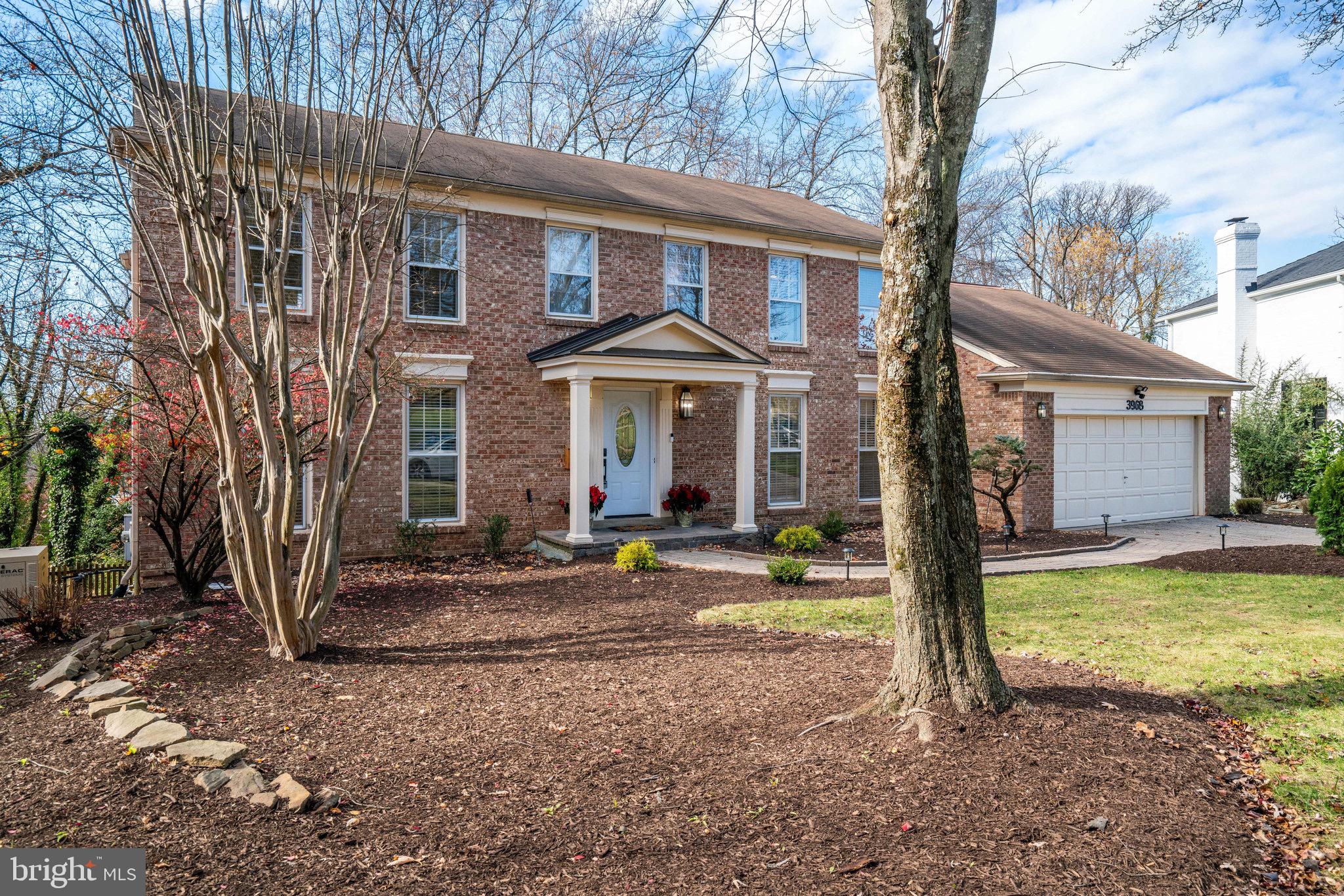 3968 FORT WORTH AVENUE