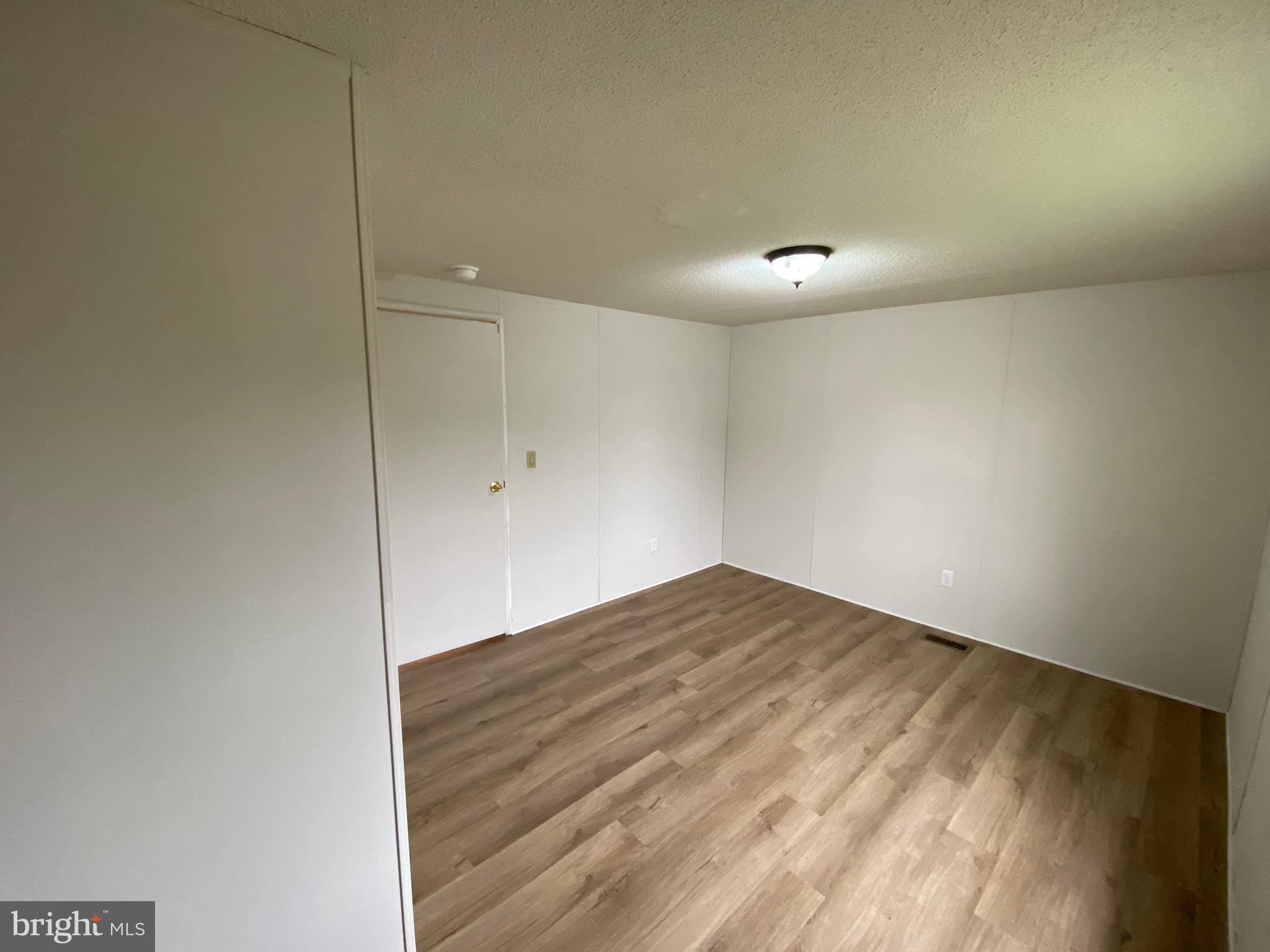 MAYFIELD - Residential Lease