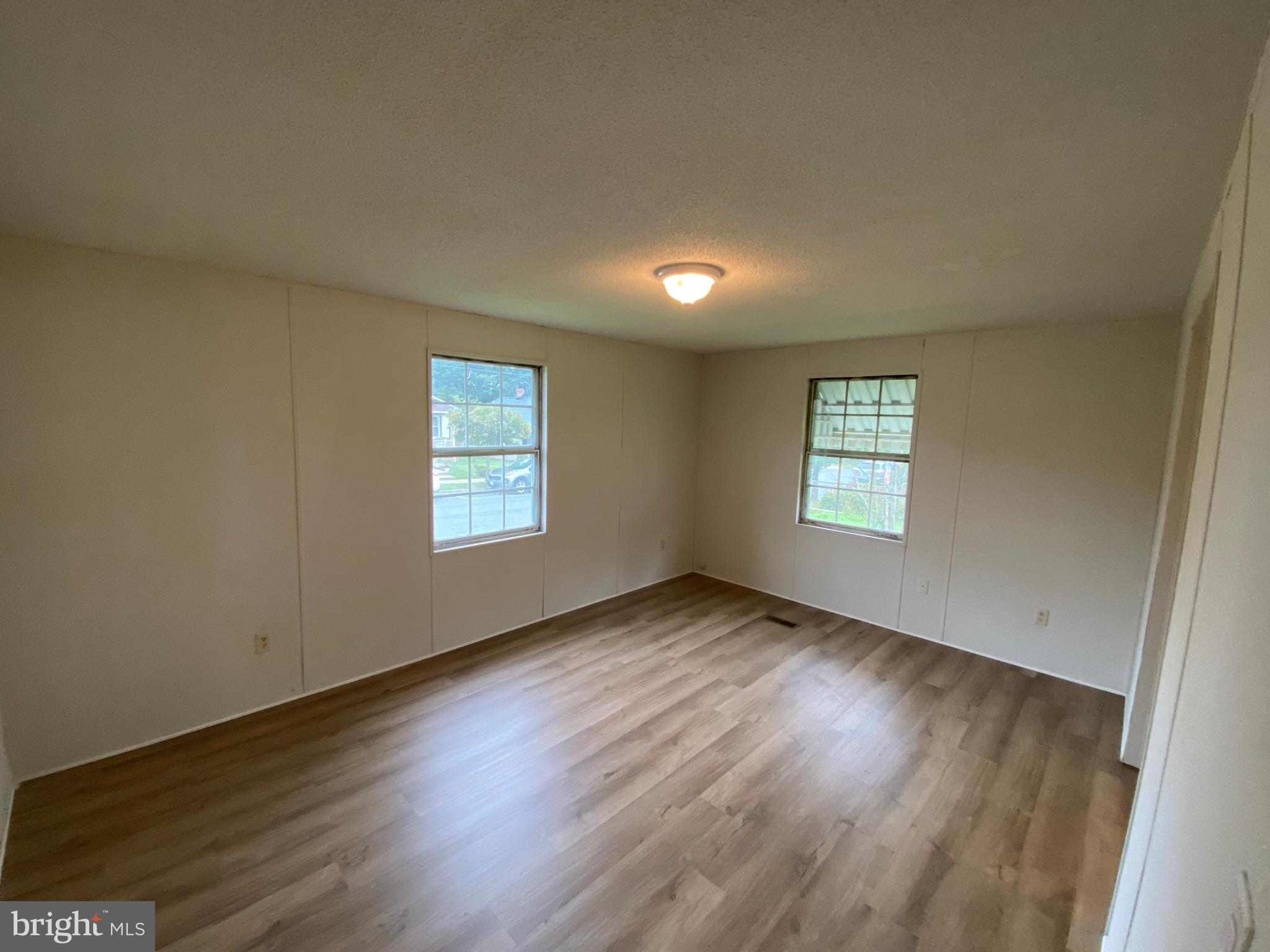 MAYFIELD - Residential Lease