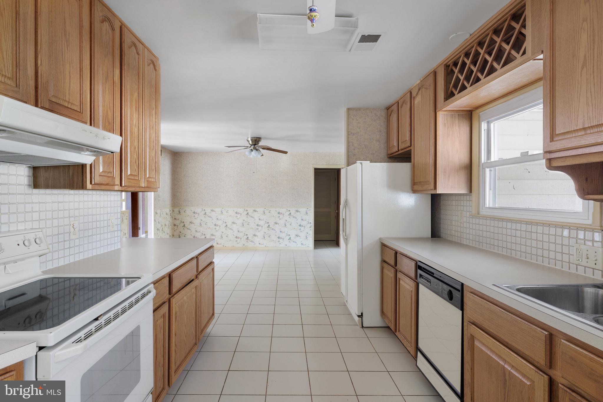 BROYHILLS ADDITION - Residential