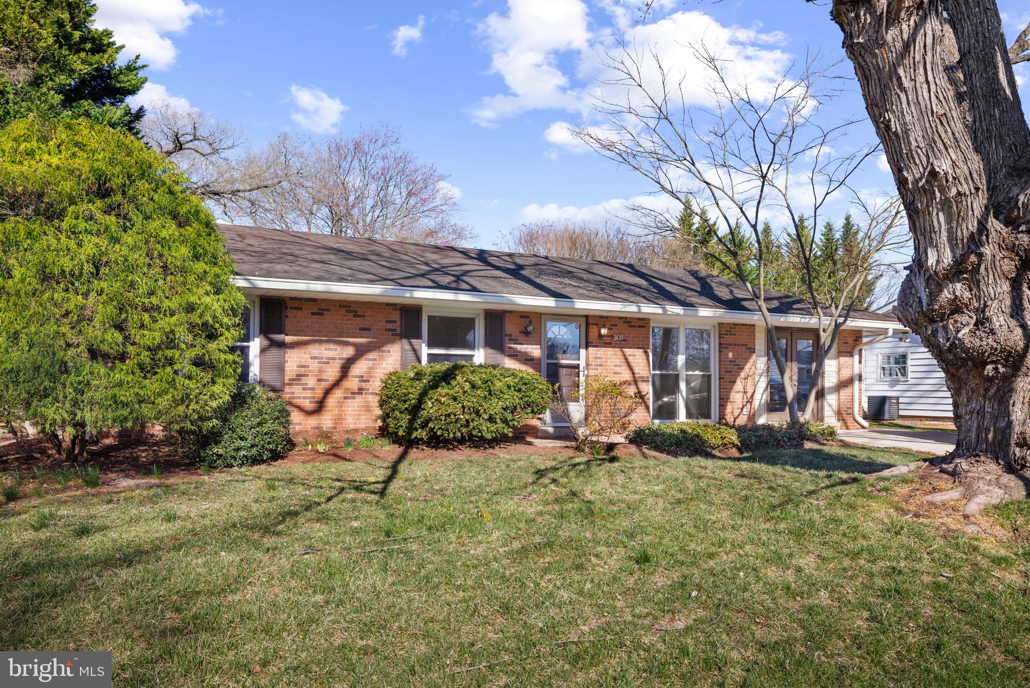 BROYHILLS ADDITION - Residential