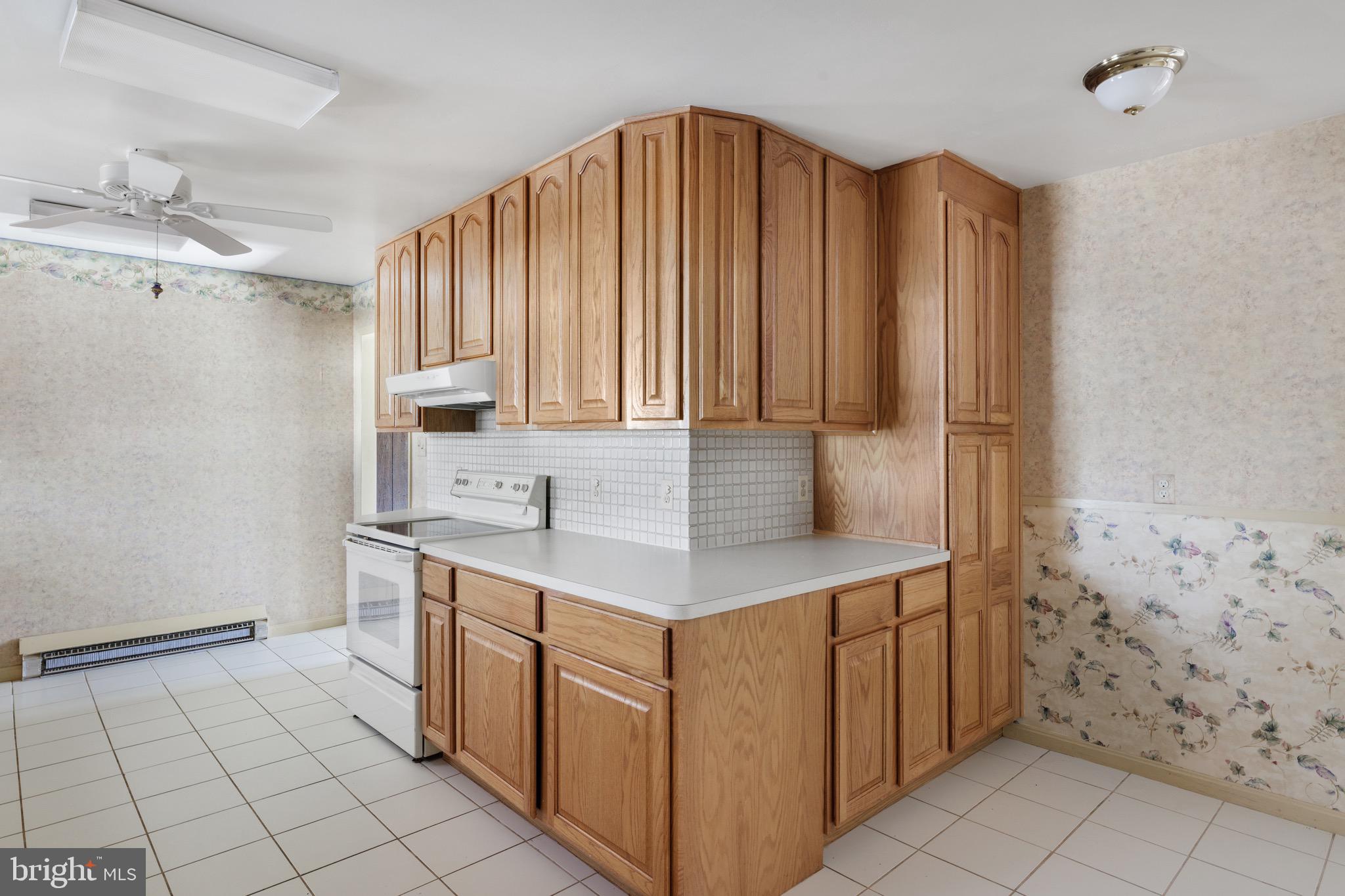 BROYHILLS ADDITION - Residential