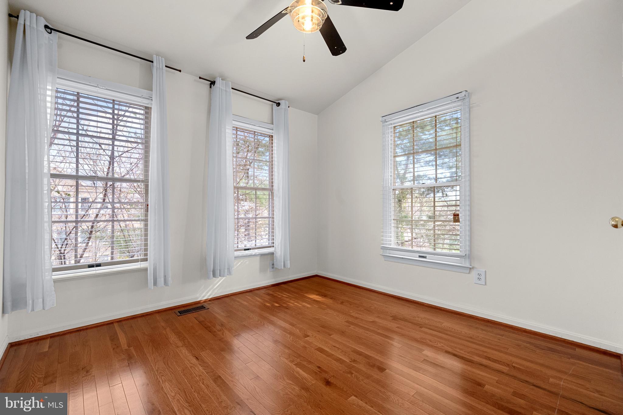 BRITFORD - Residential