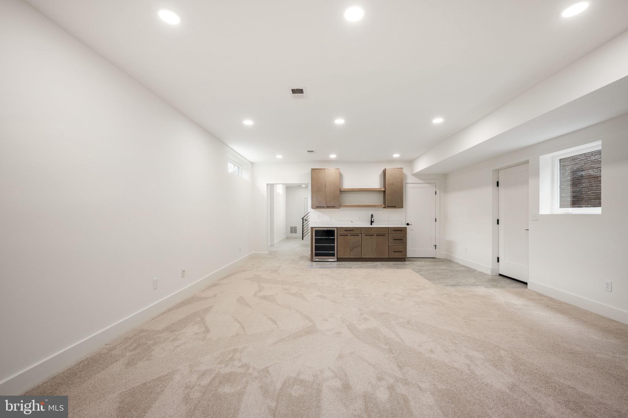 HIGHVIEW PARK - Residential