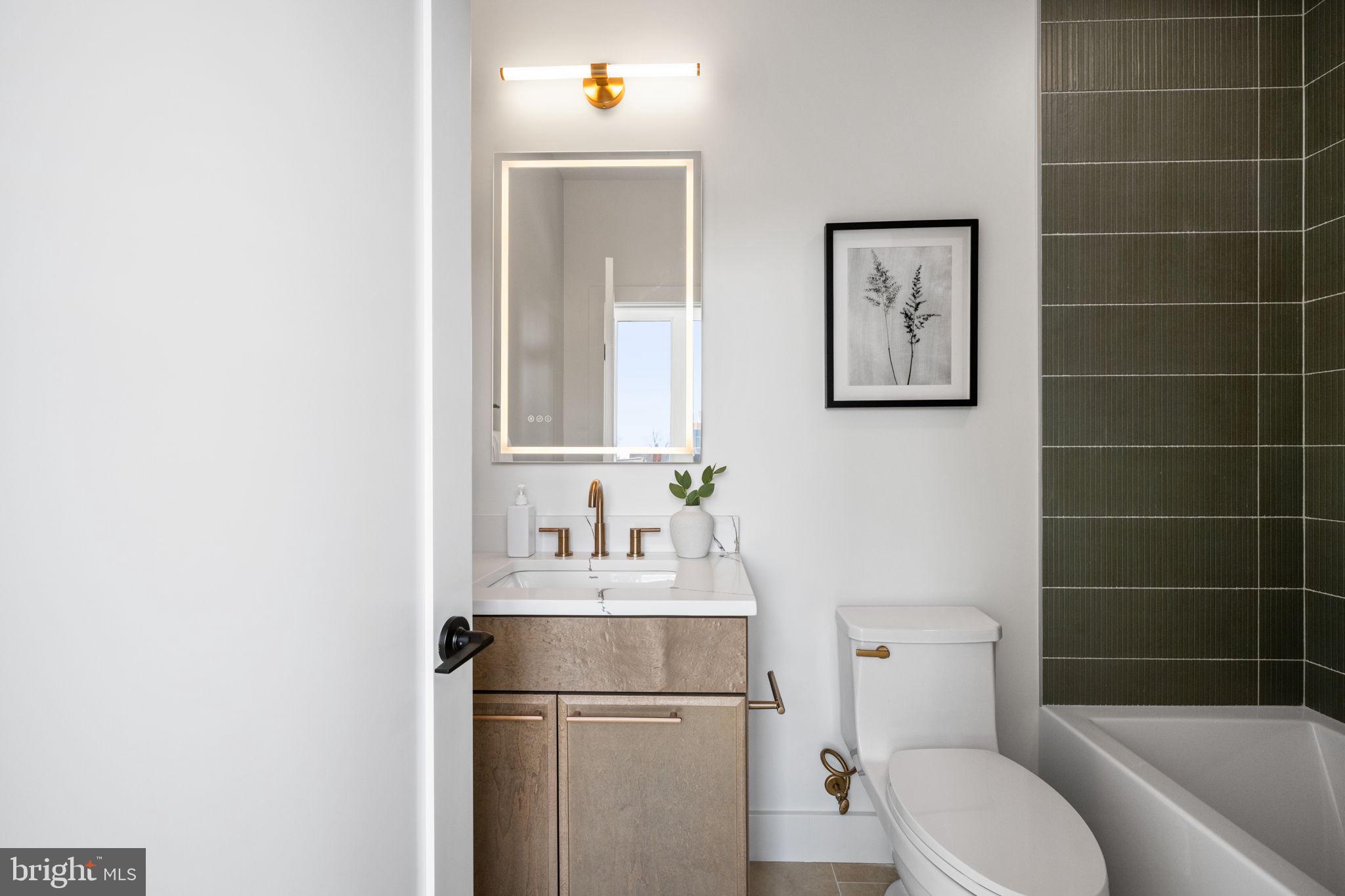 HIGHVIEW PARK - Residential