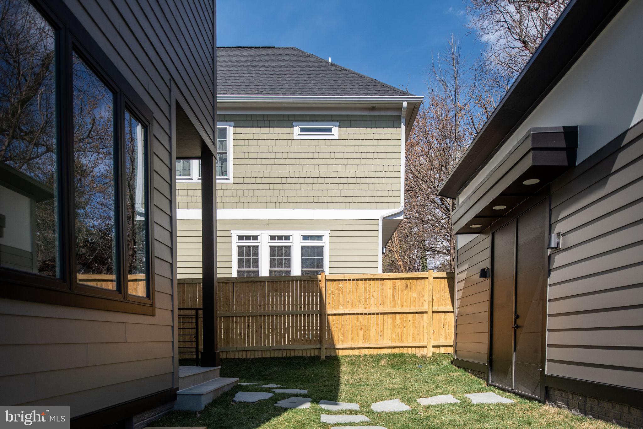 HIGHVIEW PARK - Residential