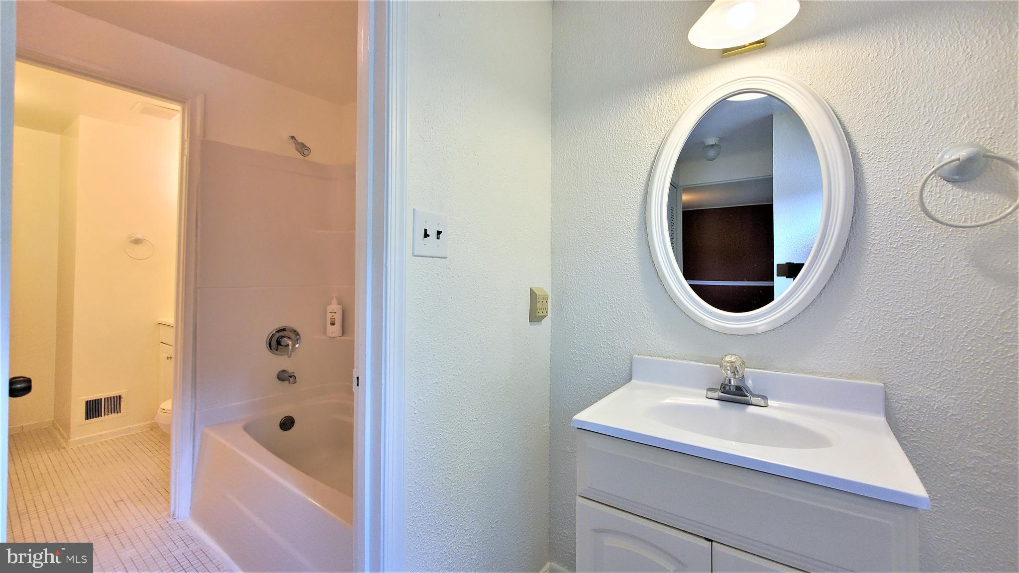 FARMINGDALE ESTATES - Residential